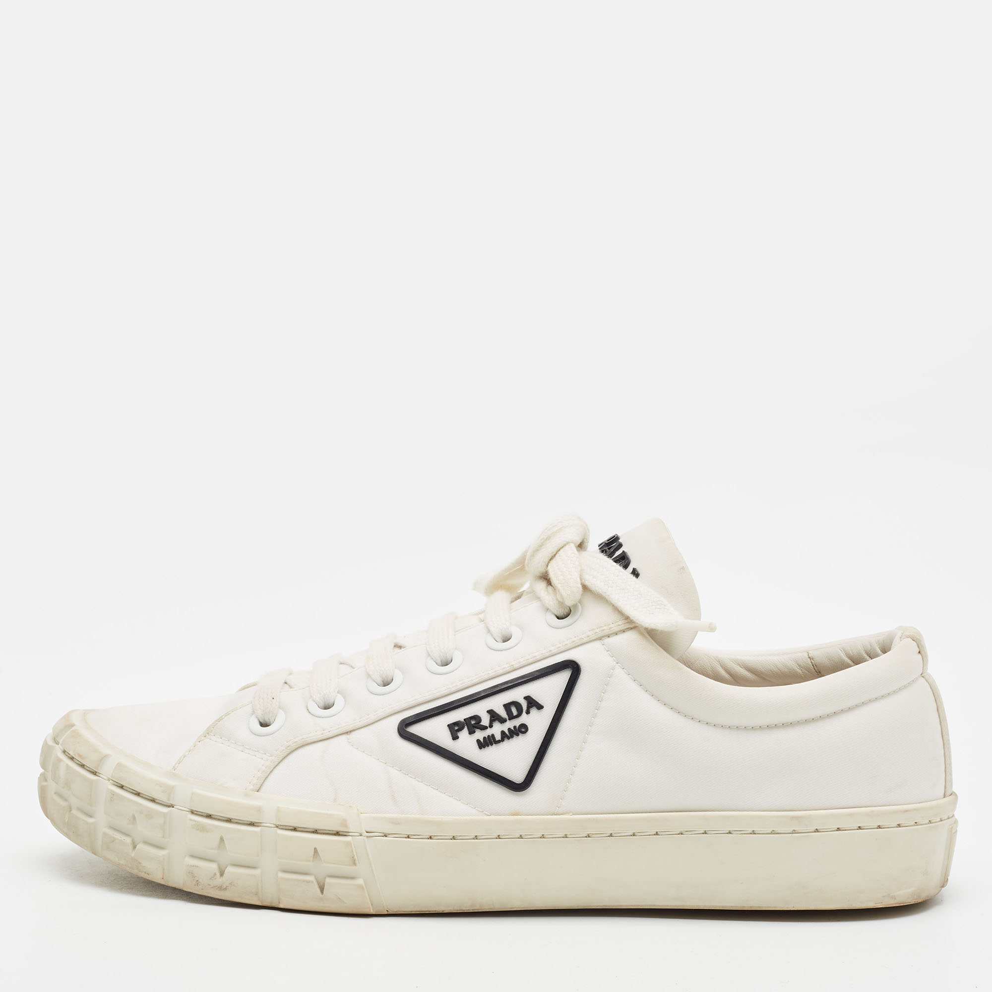 

Prada Wheel Cassetta Size 42 White Nylon Low Top Sneakers