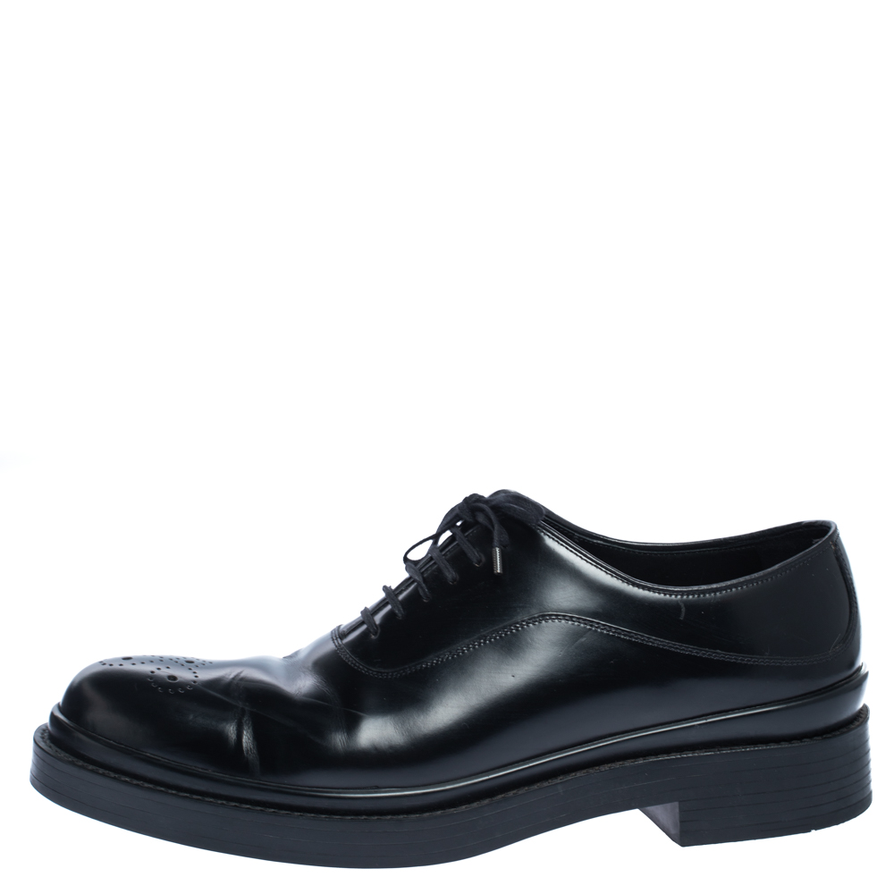 

Prada Black Leather Wing Tip Lace Up Oxfords Size