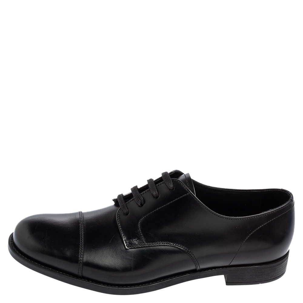 

Prada Black Leather Lace Up Oxfords Size