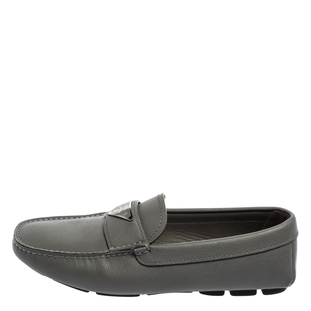 

Prada Grey Leather Logo Slip On Loafers Size