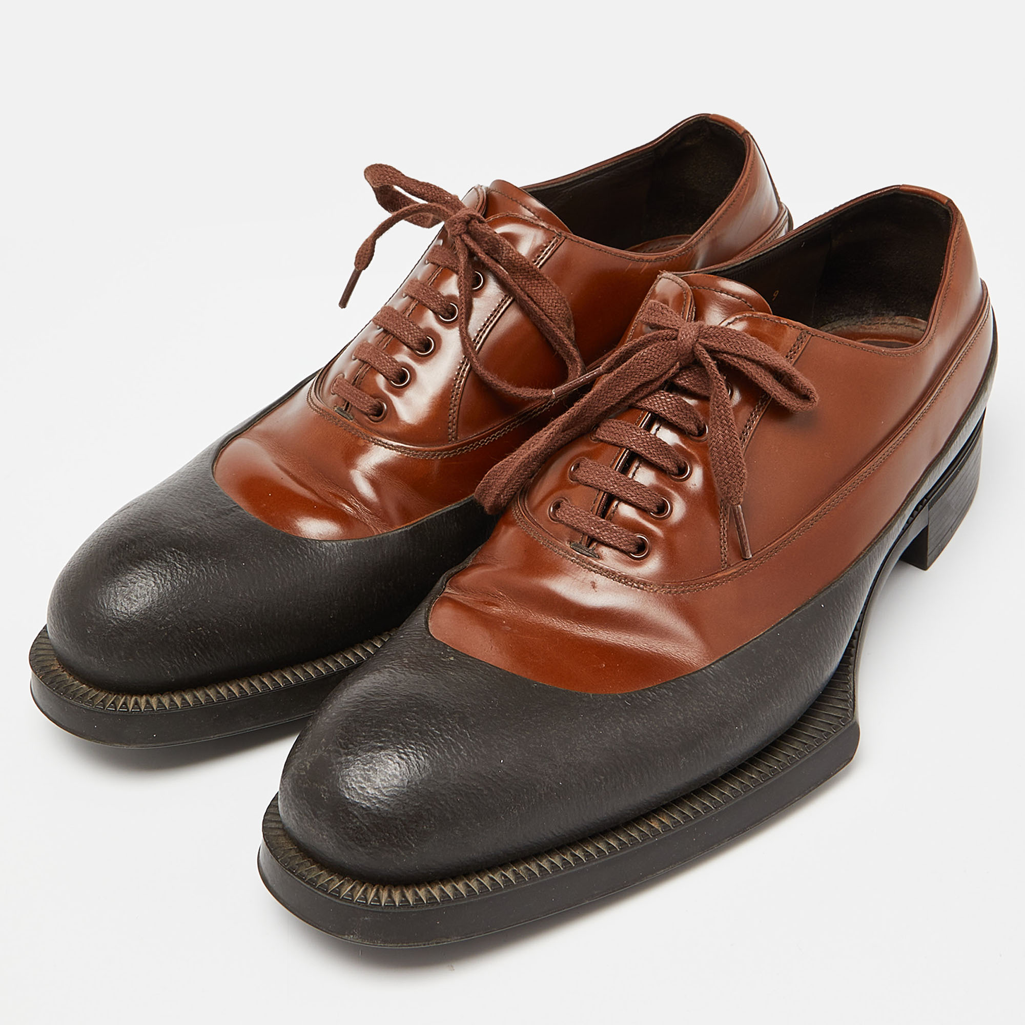 

Prada Brown/Black Leather and Rubber Lace Up Oxfords Size