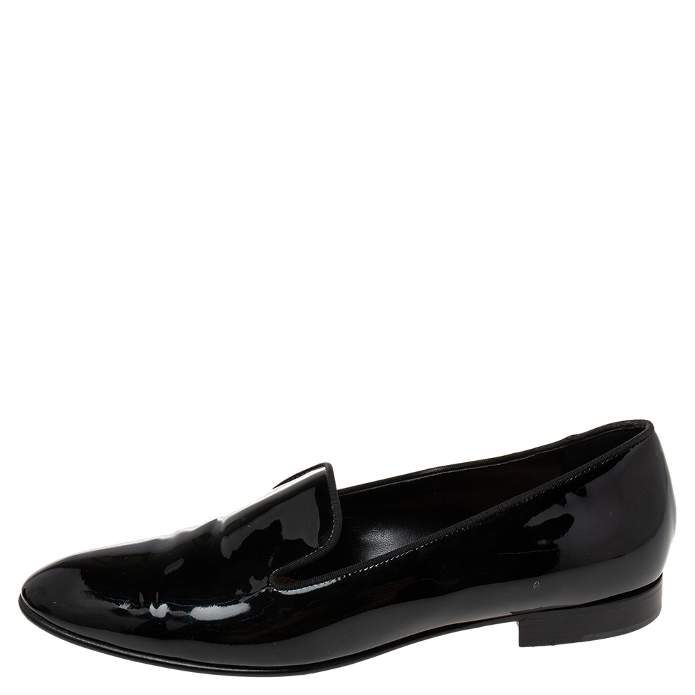 

Ralph Lauren Black Patent Leather Slip On Loafers Size