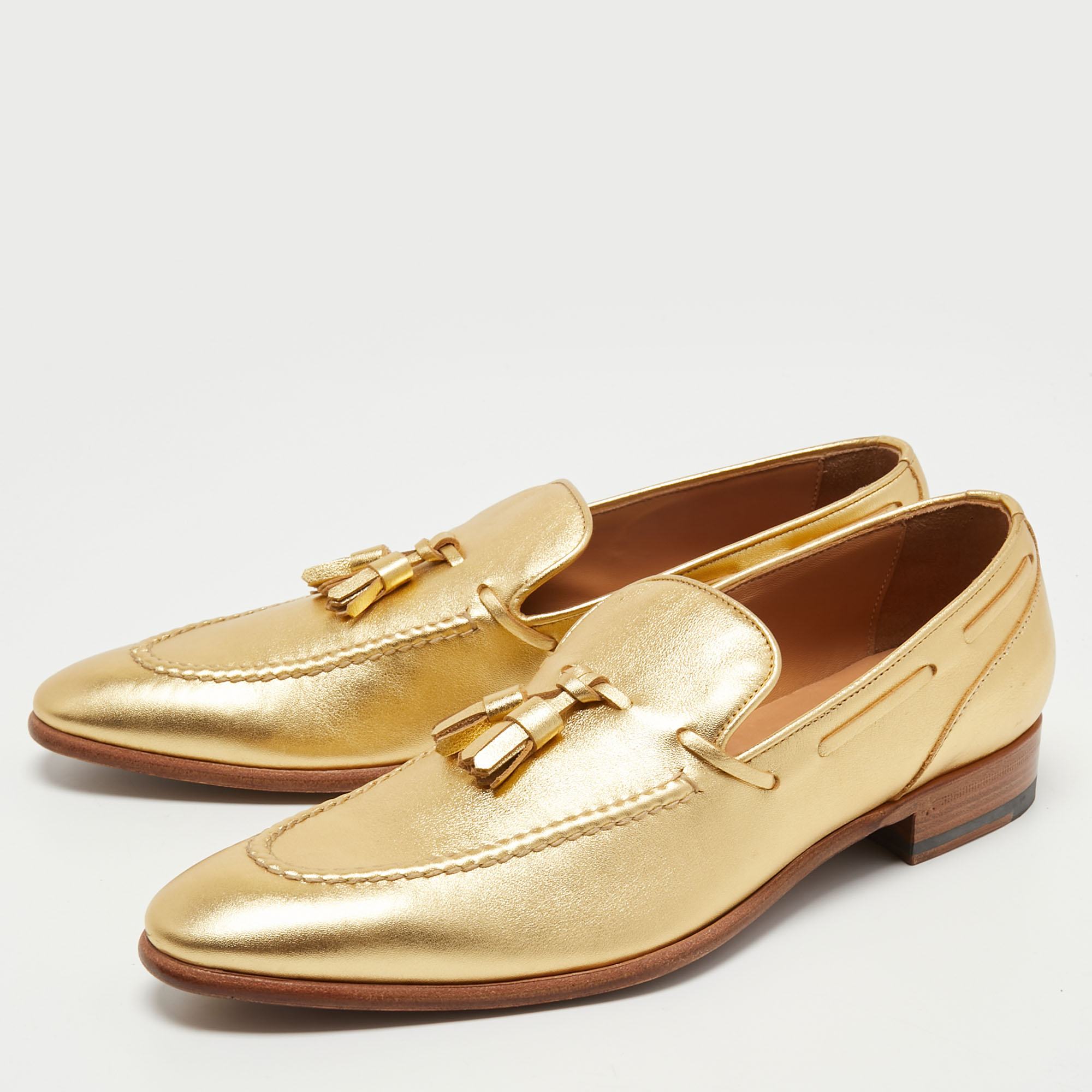 

Ralph Lauren Metallic Gold Leather Tassel Detail Loafers Size