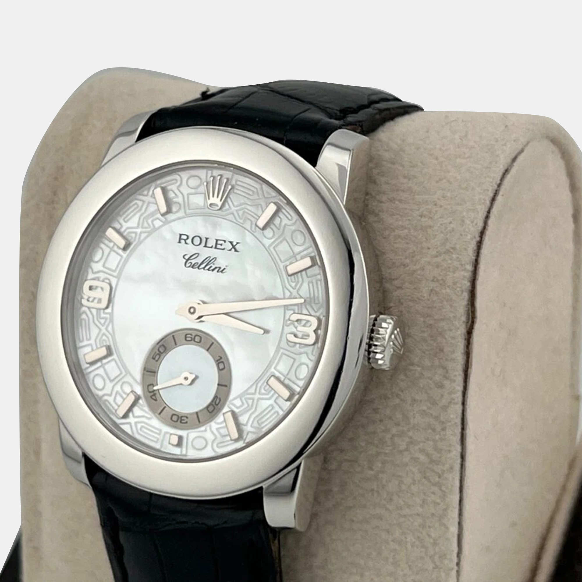 

Rolex Cellini 5240 Manual Winding Mother of Pearl Platinum Men's Wristwatch 35 mm, Silver