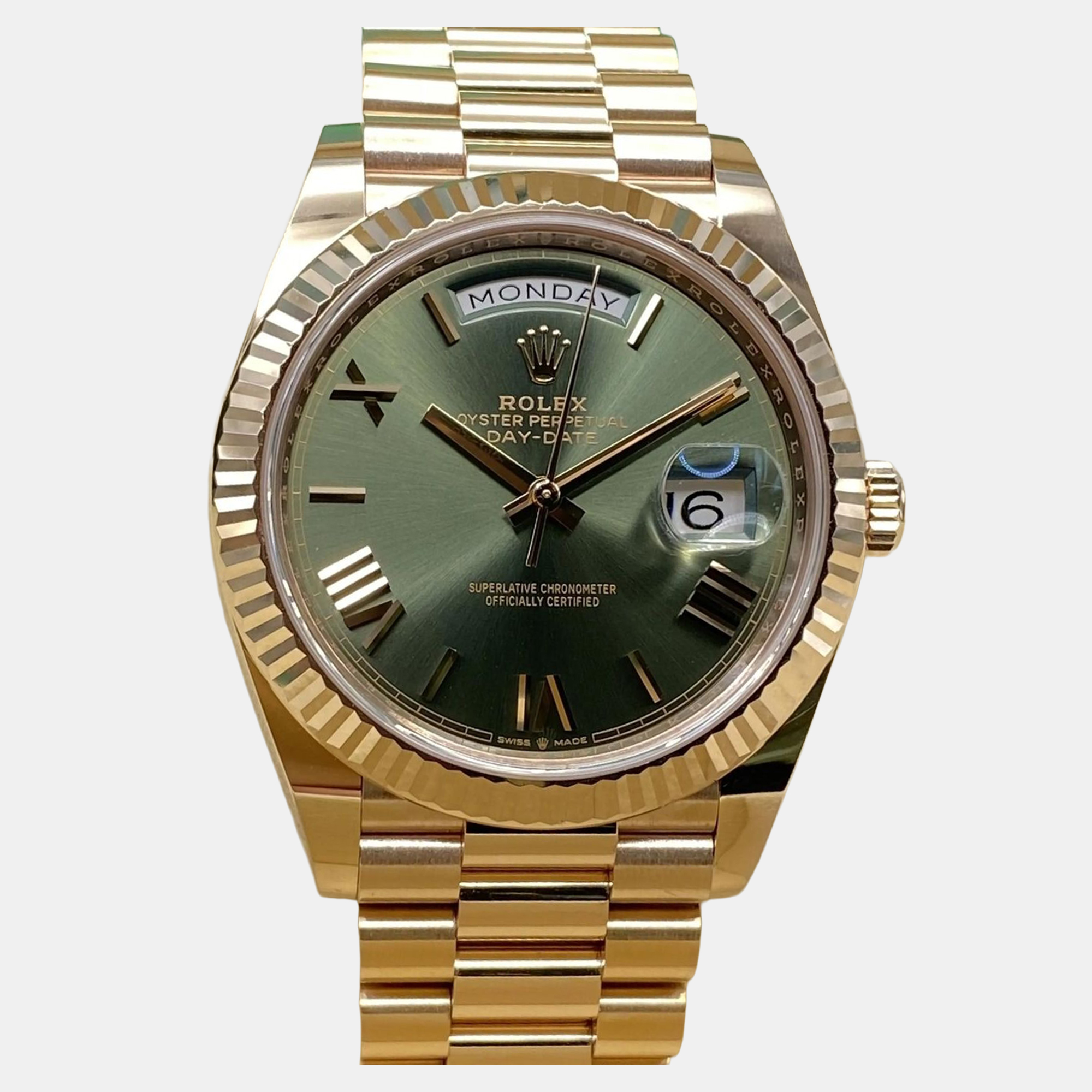 

Rolex President Day-Date 228235 Automatic Olive Green Dial 18k Rose Gold Men's Wristwatch