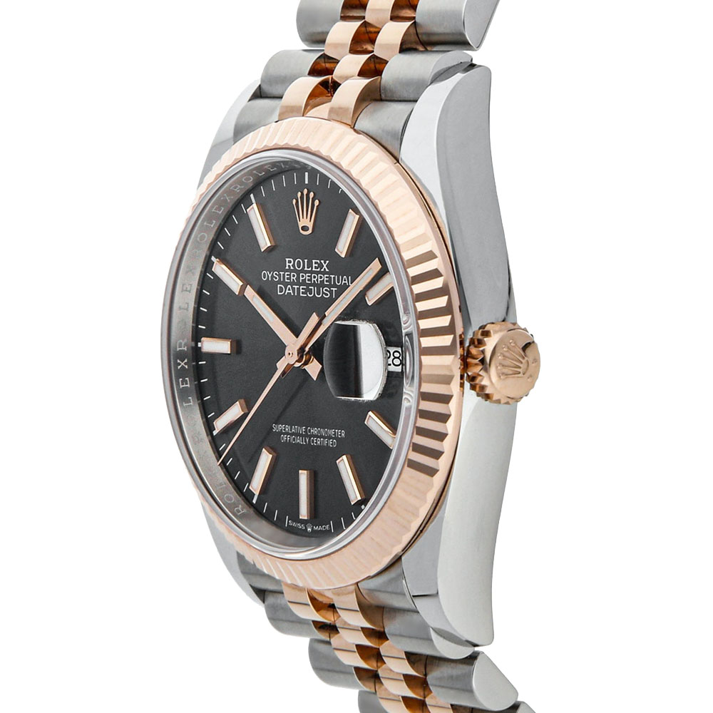 

Rolex Grey 18K Rose Gold And Stainless Steel Datejust 126231 Men's Wristwatch 36 MM