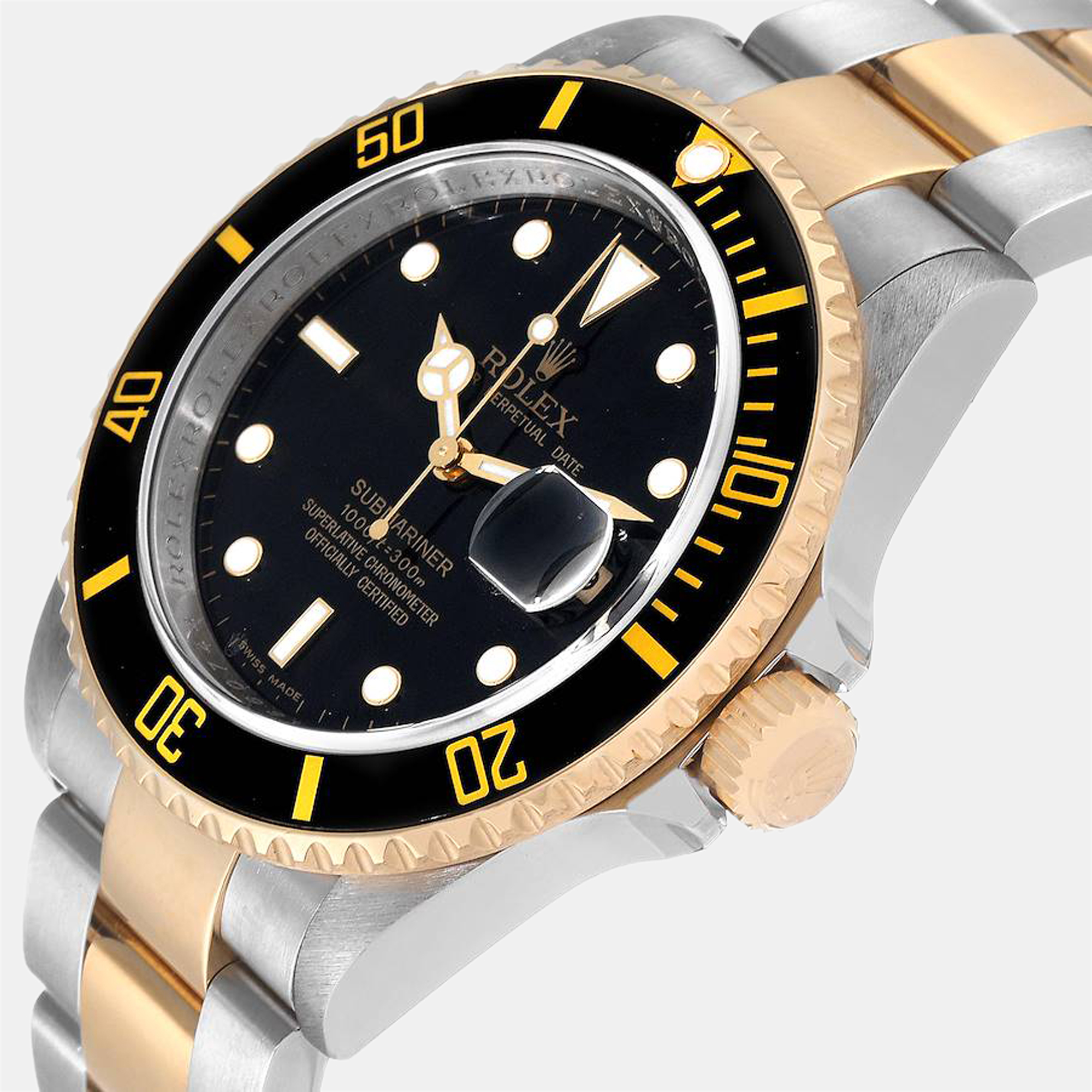 

Rolex Black 18k Yellow Gold And Stainless Steel Submariner 16613 Automatic Men's Wristwatch 40 mm