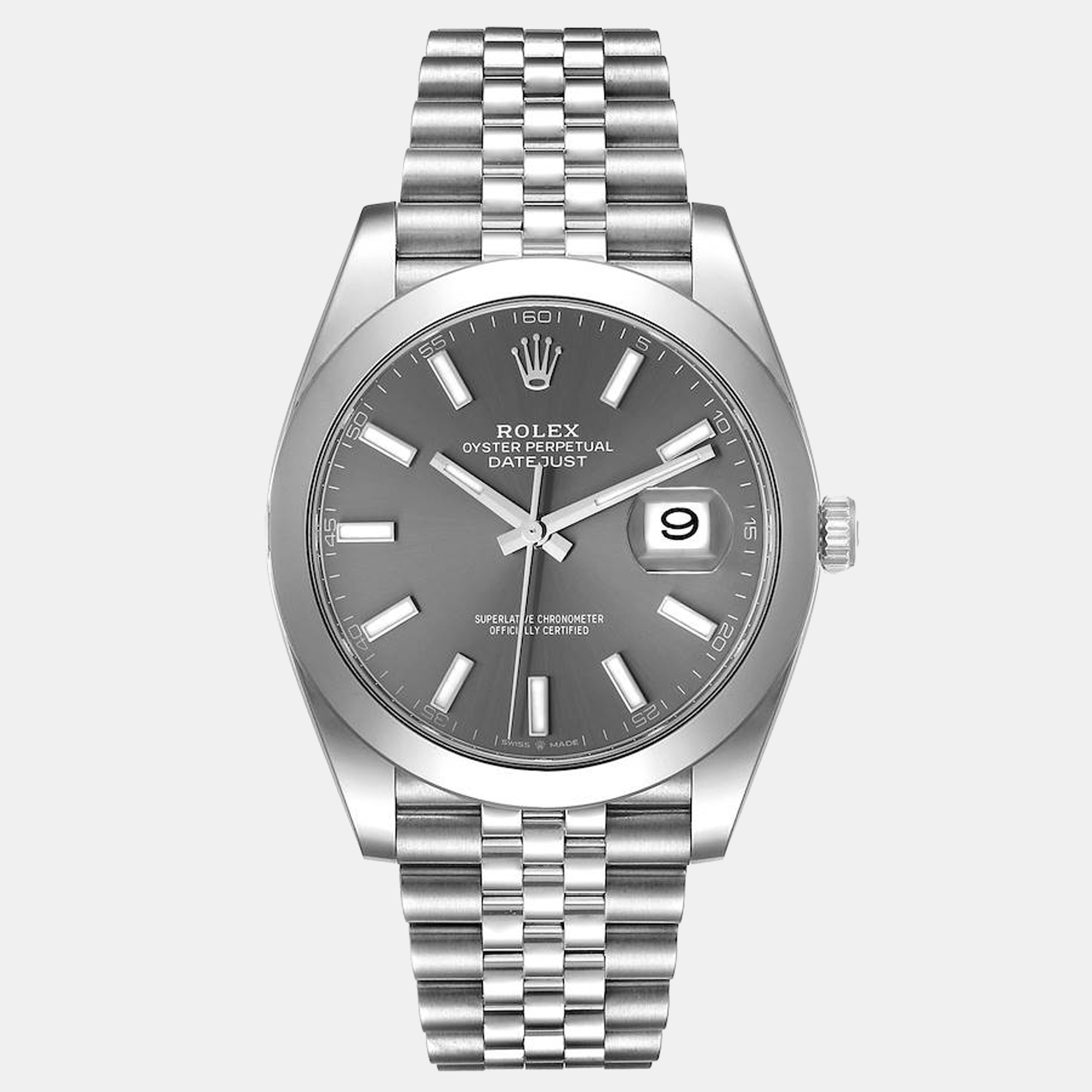 The Datejust is one of the most recognized and coveted watches from the house of Rolex. It has a distinct look and an irrefutable appeal. Crafted beautifully this authentic Rolex Datejust wristwatch has the signature allure and the promise of enduring quality.