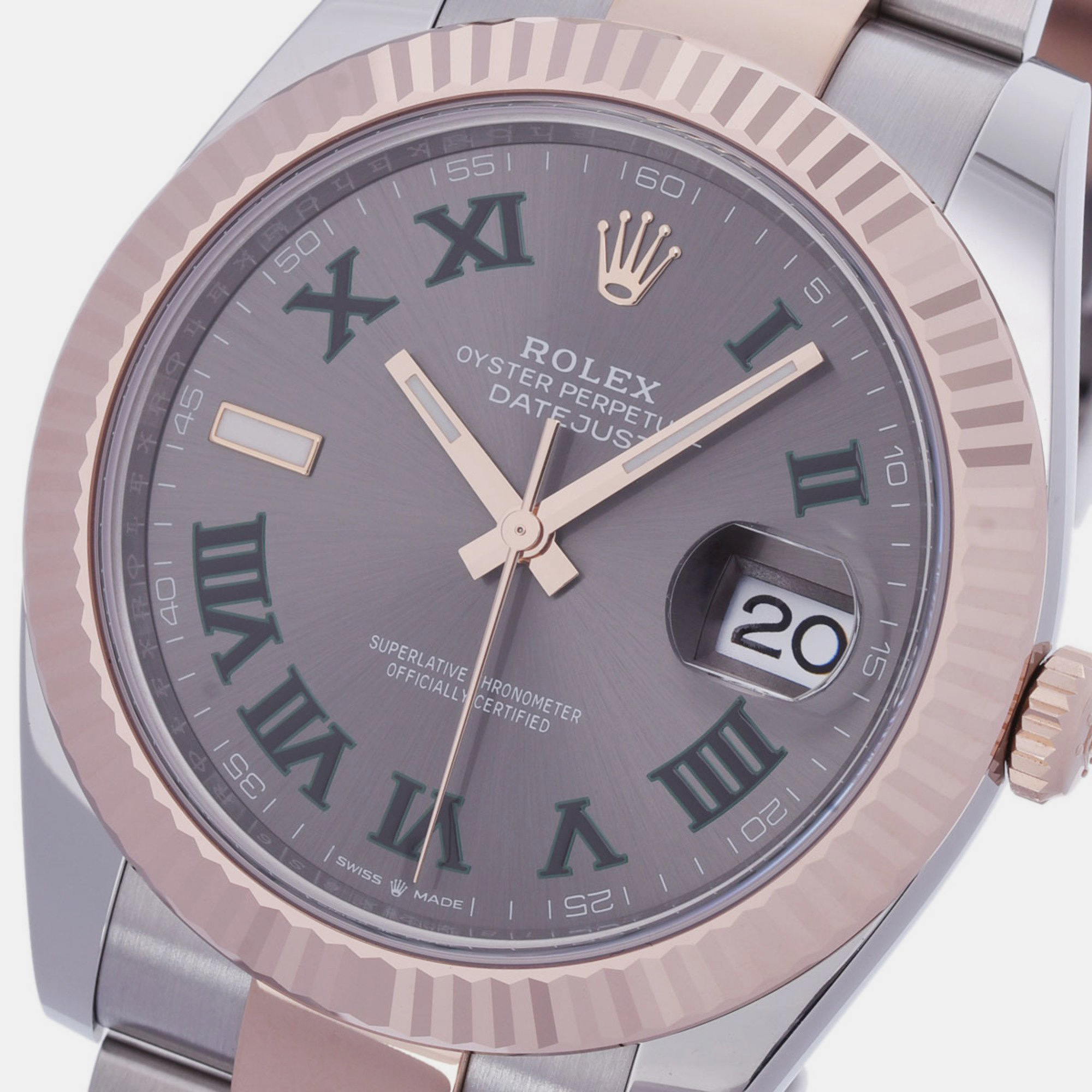 

Rolex Grey 18k Rose Gold And Stainless Steel Datejust 126331 Automatic Men's Wristwatch 41 mm