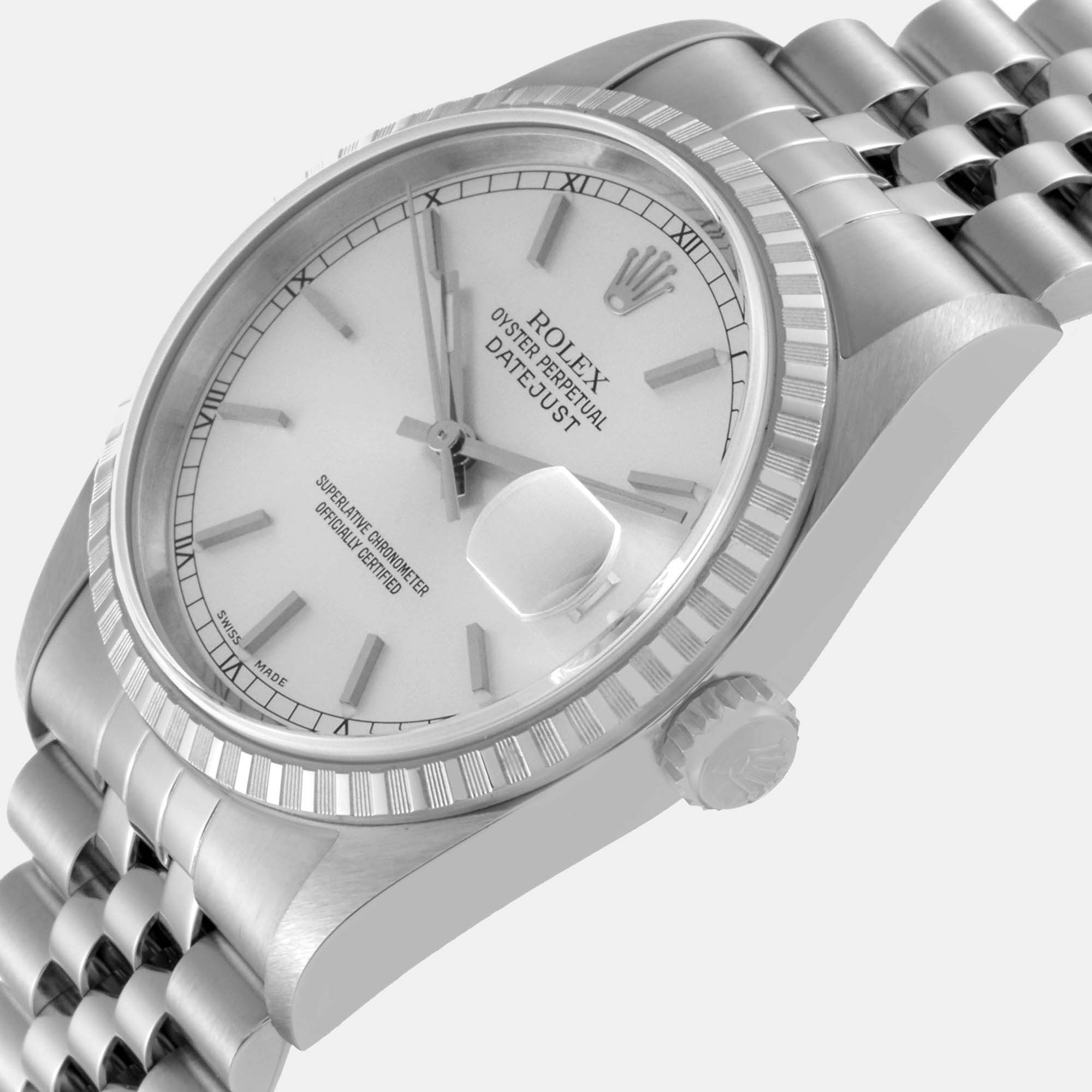 

Rolex Datejust Silver Dial Engine Turned Bezel Steel Men's Watch 16220 36 mm