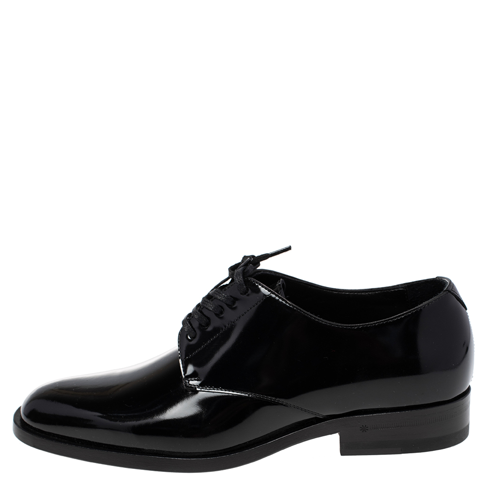 

Saint Laurent Black Patent Leather Montaigne Lace Up Derby Size