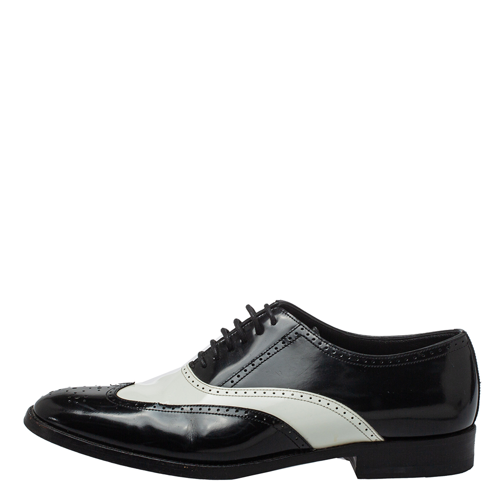 

Saint Laurent Black/White Patent Leather Oxfords Size