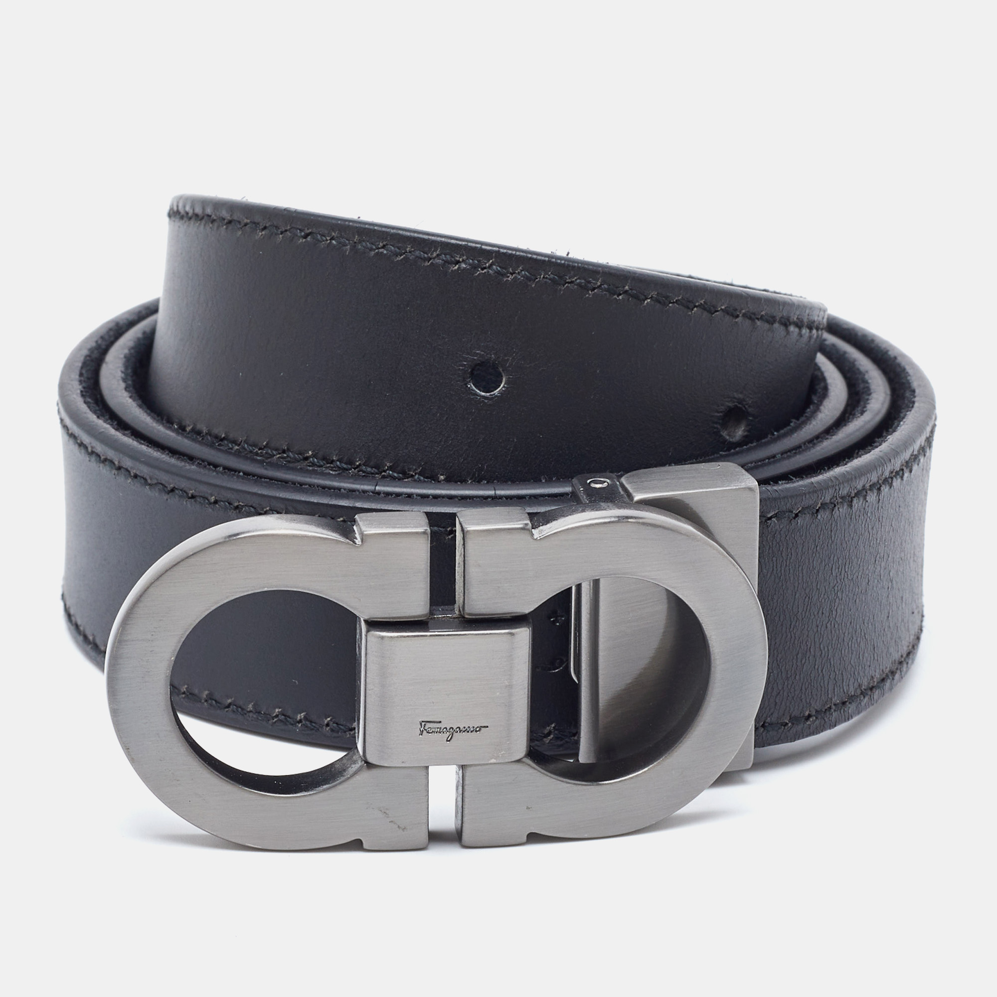 

Salvatore Ferragamo Black Suede Cut to Size Reversible Gancini Buckle Belt