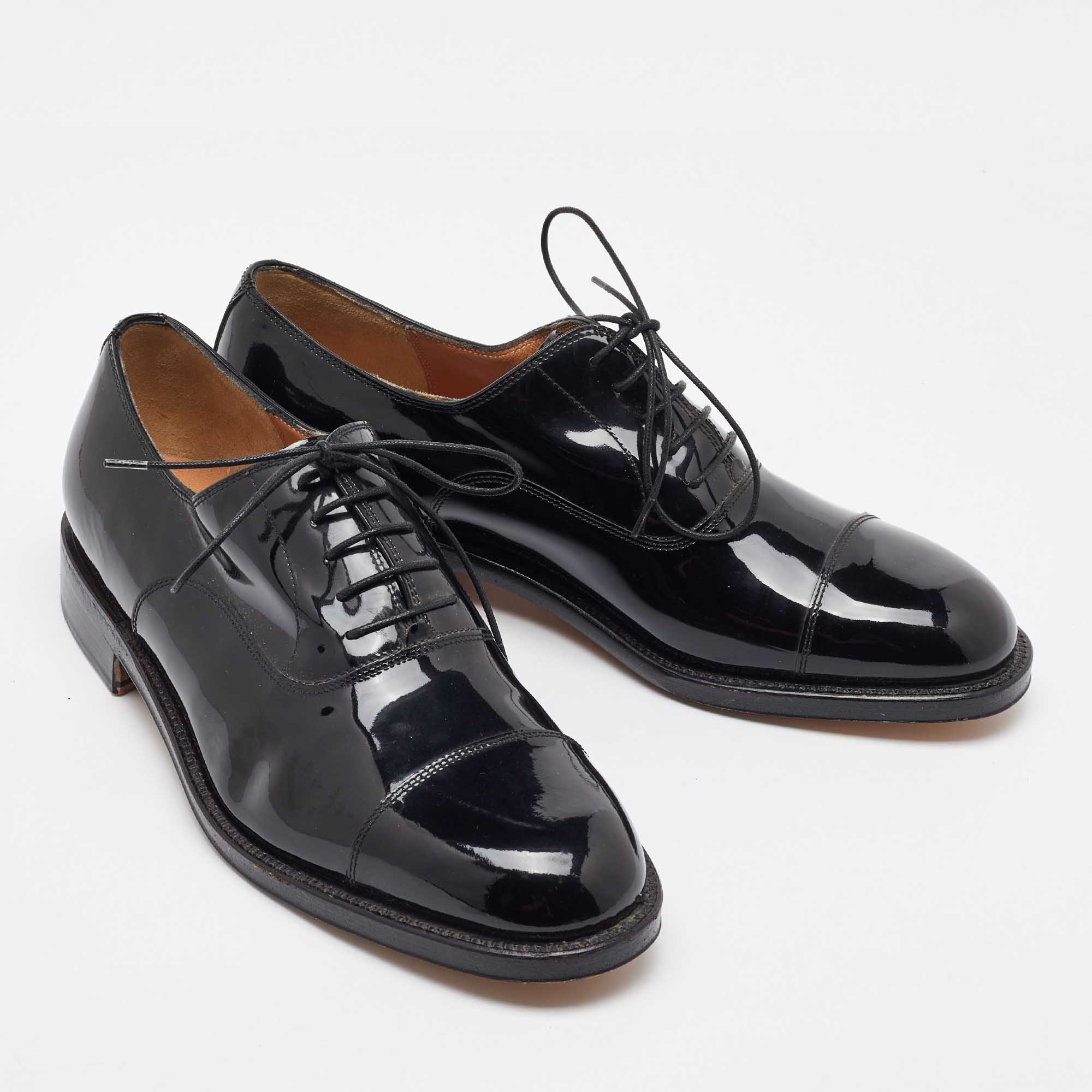 Salvatore Ferragamo Black Patent Leather Lace Up Oxfords Size 41.5 