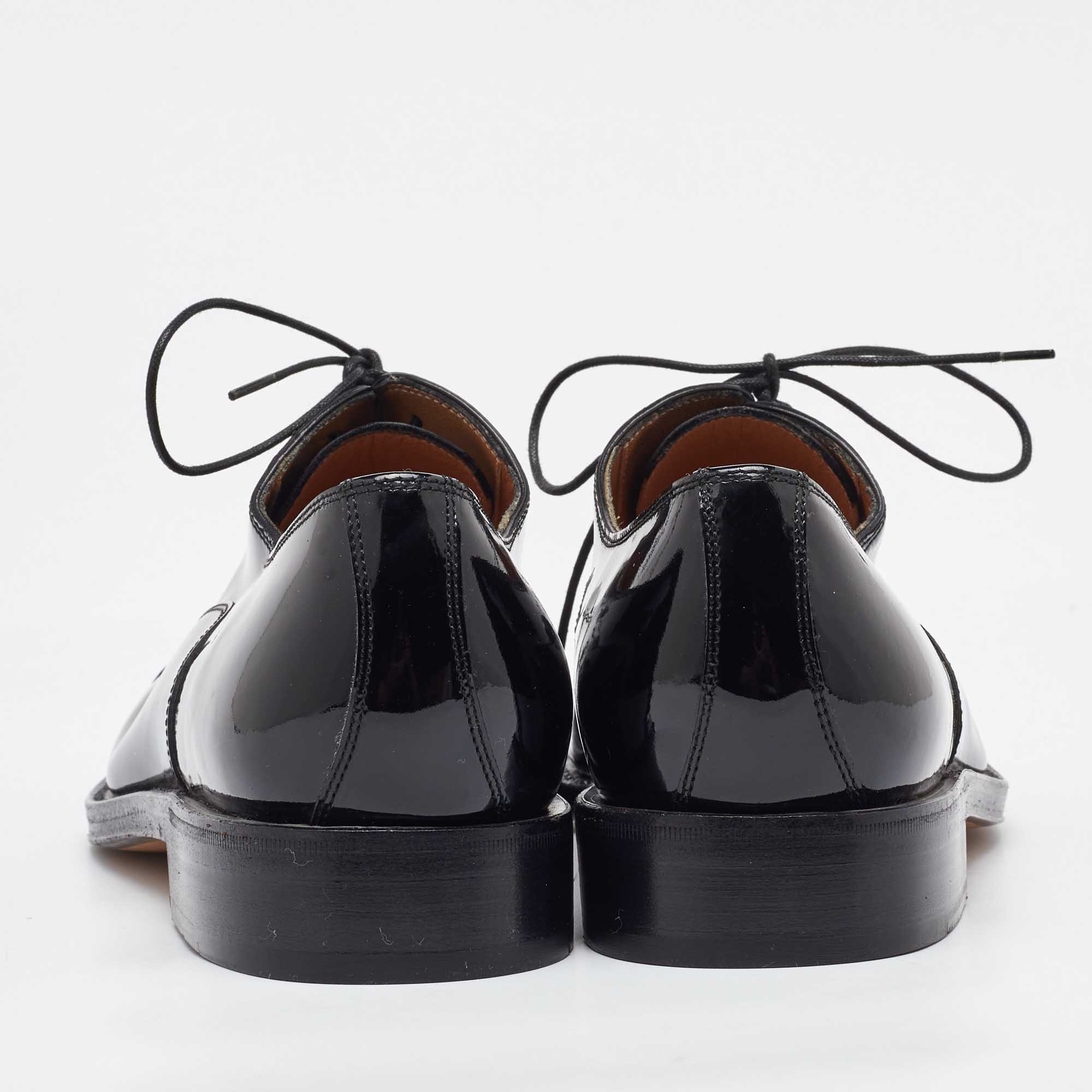 Salvatore Ferragamo Black Patent Leather Lace Up Oxfords Size 41.5 