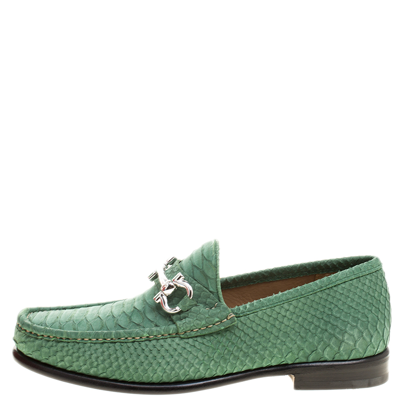 

Salvatore Ferragamo Green Python Leather Mason Loafers Size