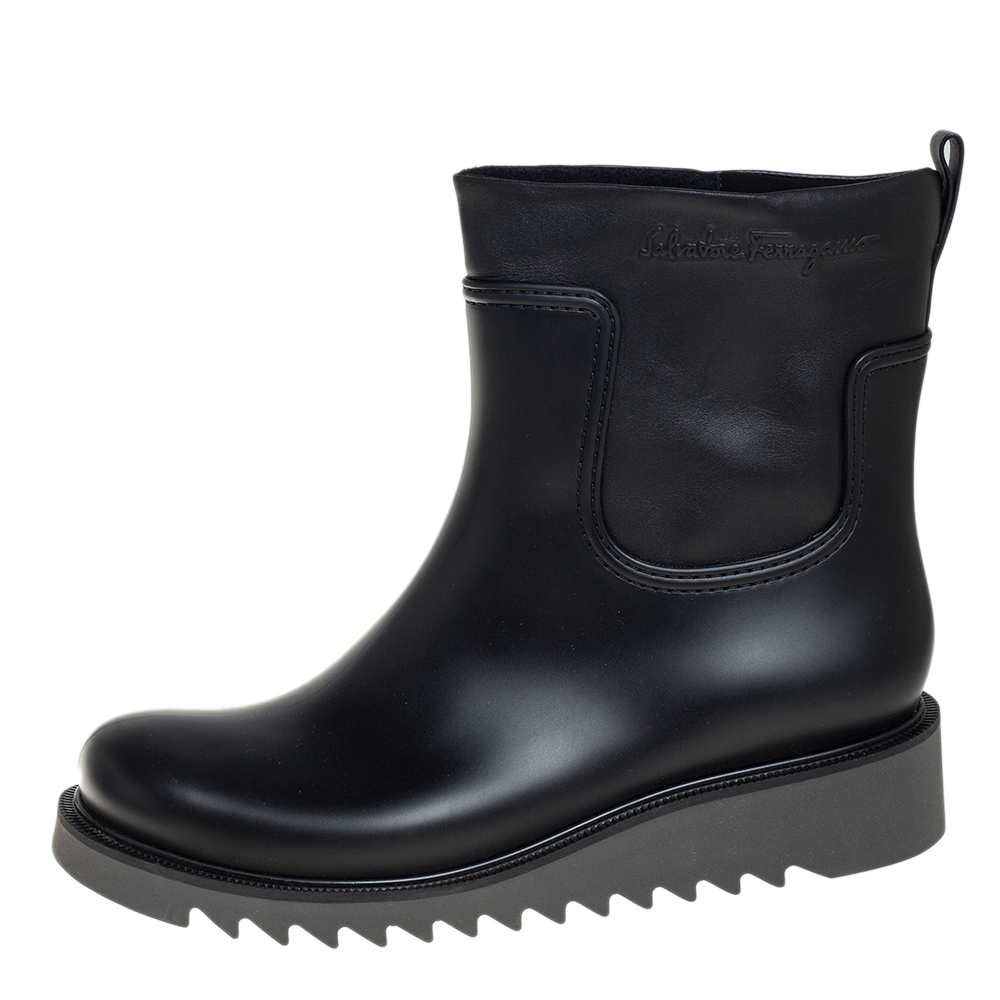 

Salvatore Ferragamo Black Rubber and Leather Ankle Boots Size