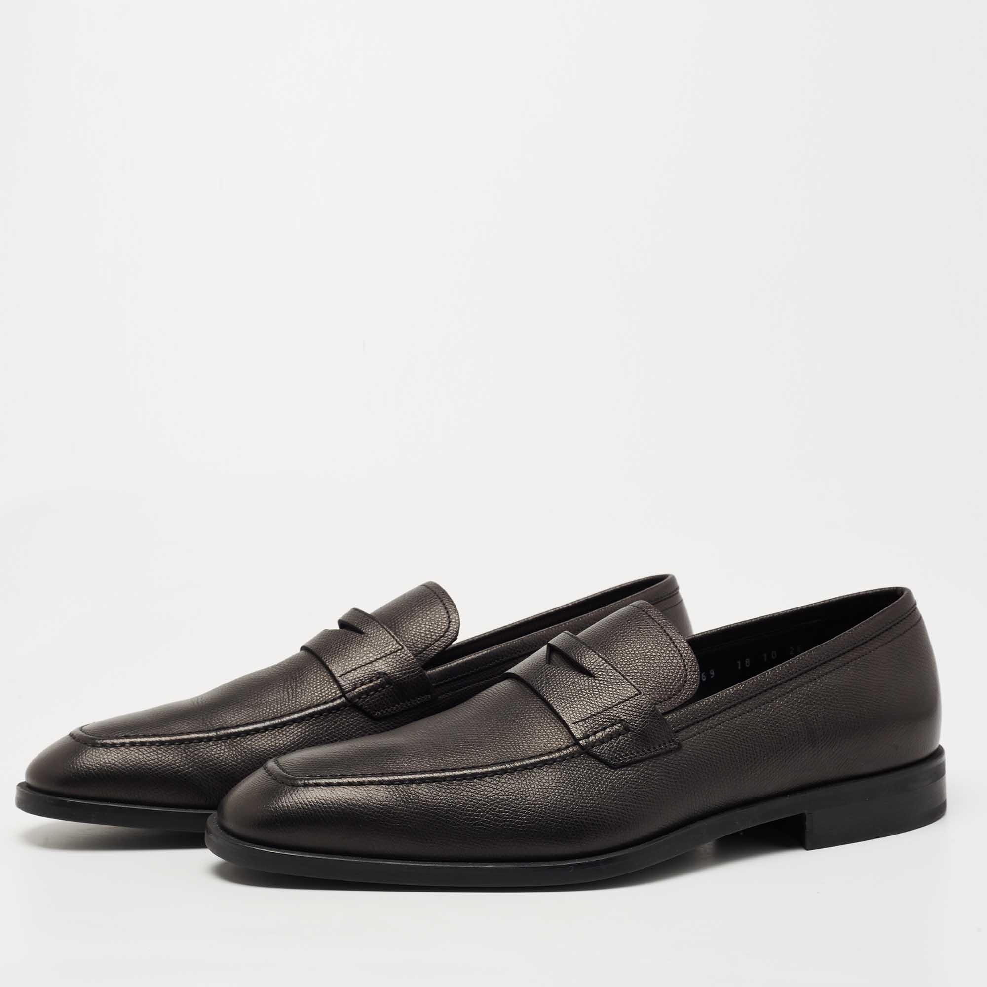

Salvatore Ferragamo Black Leather Penny Loafers Size