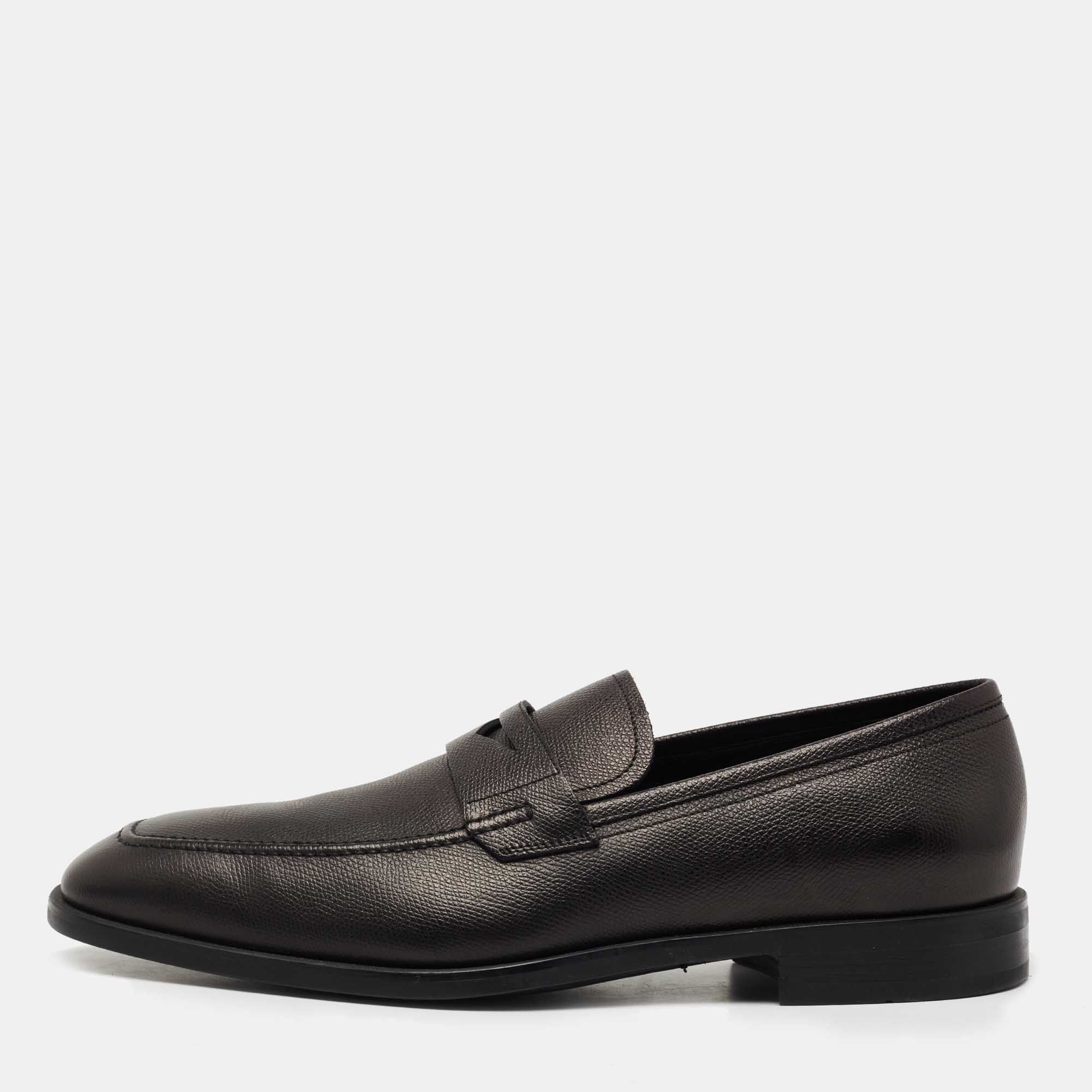 مملوكة مسبقًا Salvatore Ferragamo Black Leather Penny Loafers Size 44