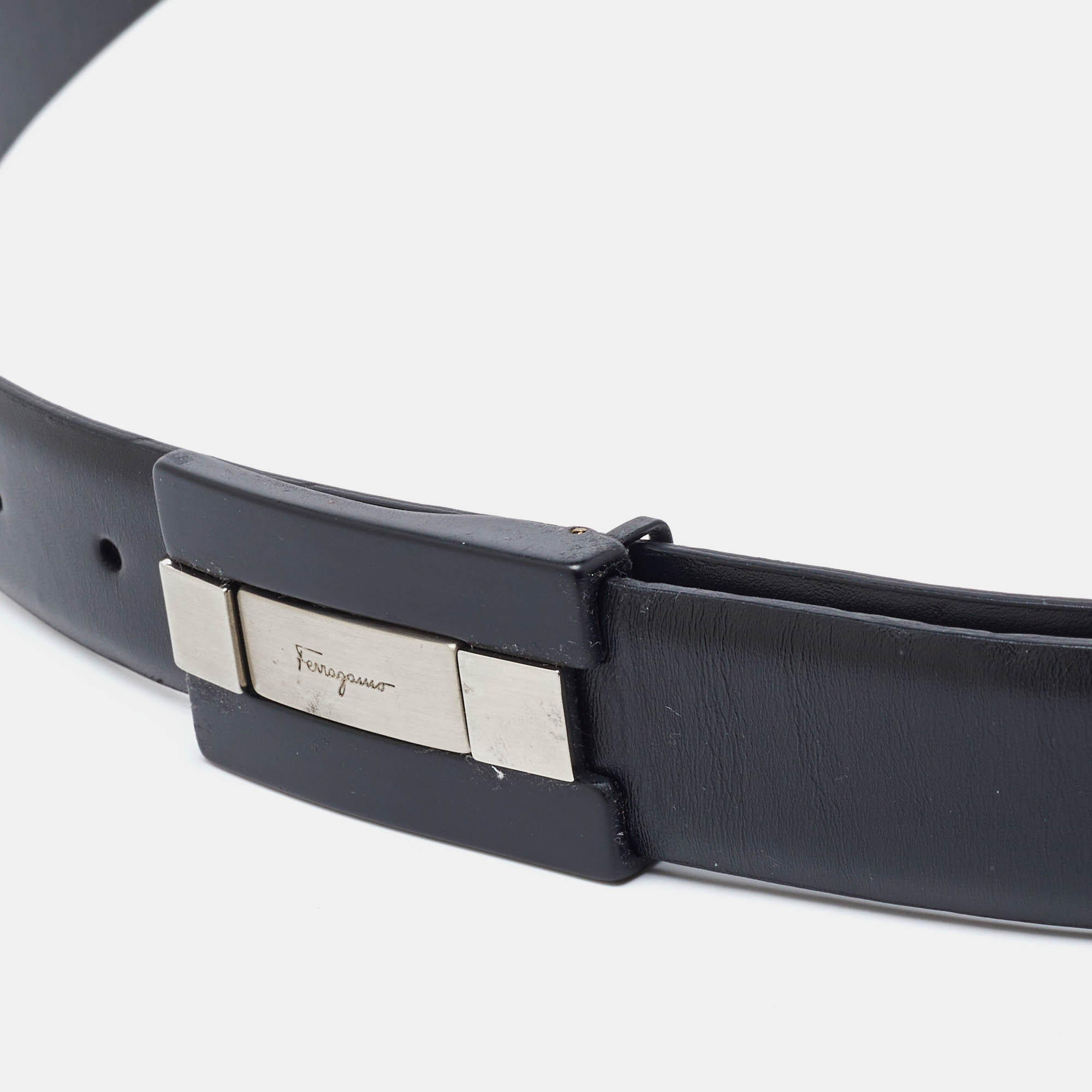 Salvatore Ferragamo Black Leather Cut to Size Reversible Belt 