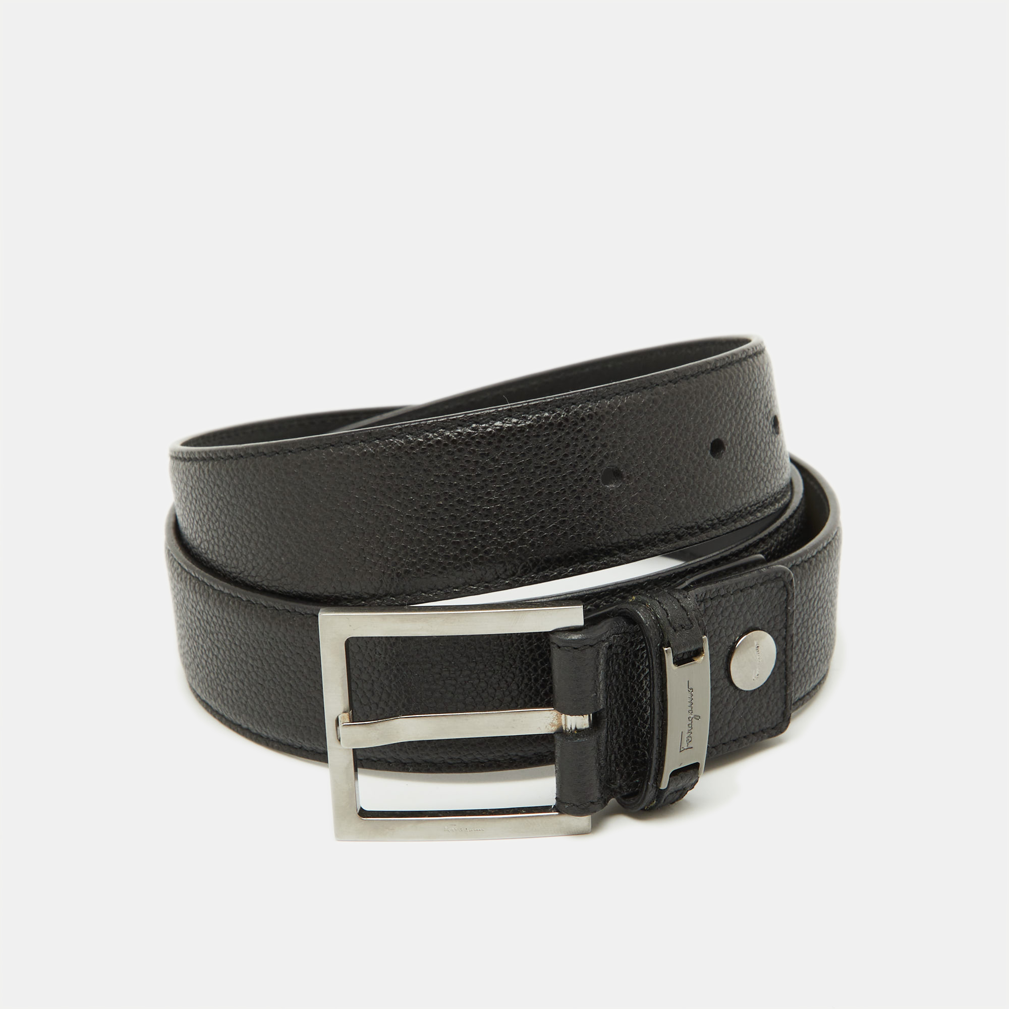 

Salvatore Ferragamo Black Leather Buckle Belt