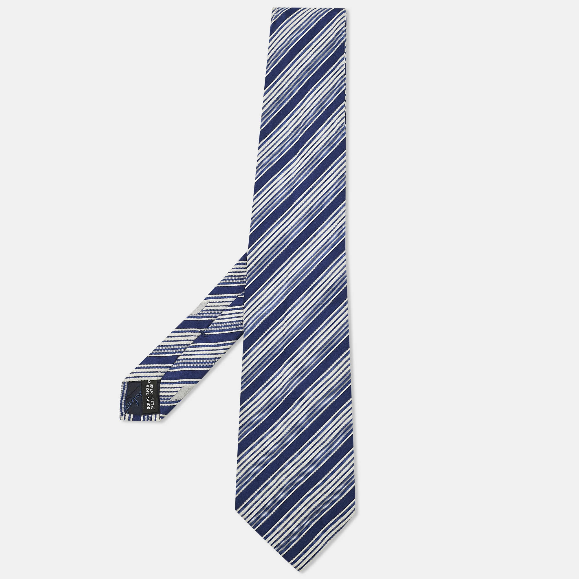 

Salvatore Ferragamo Blue Diagonal Striped Silk Tie