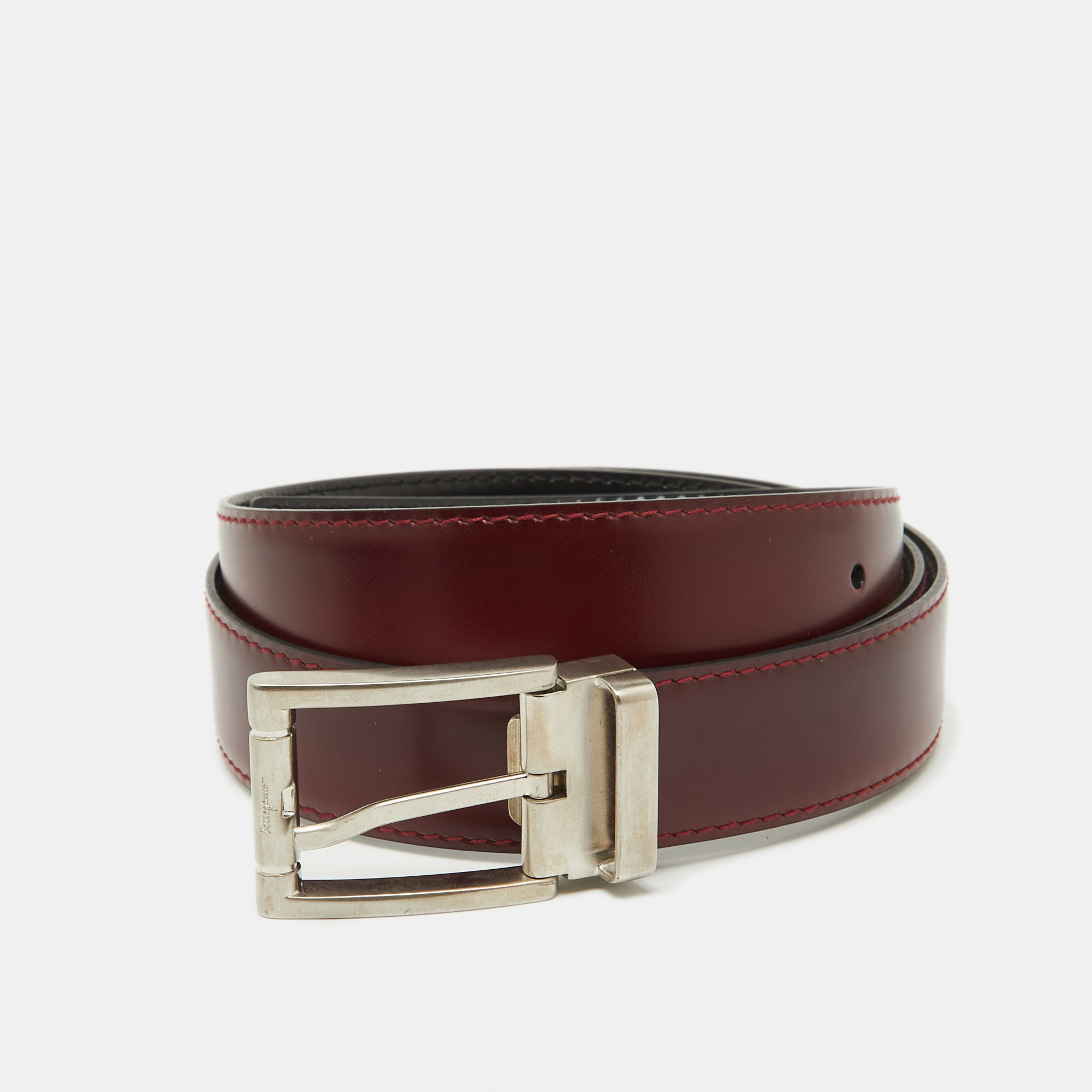 

Salvatore Ferragamo Black/Burgundy Leather Cut to Size Buckle Belt