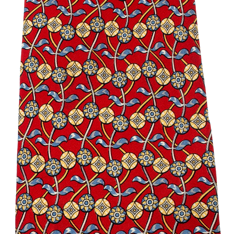 

Salvatore Ferragamo Red Silk Geometric Floral Print Tie