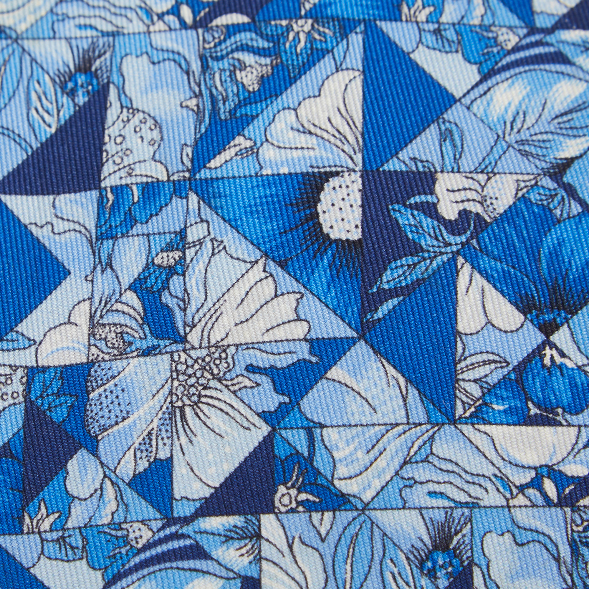 

Salvatore Ferragamo Blue Floral Print Silk Tie