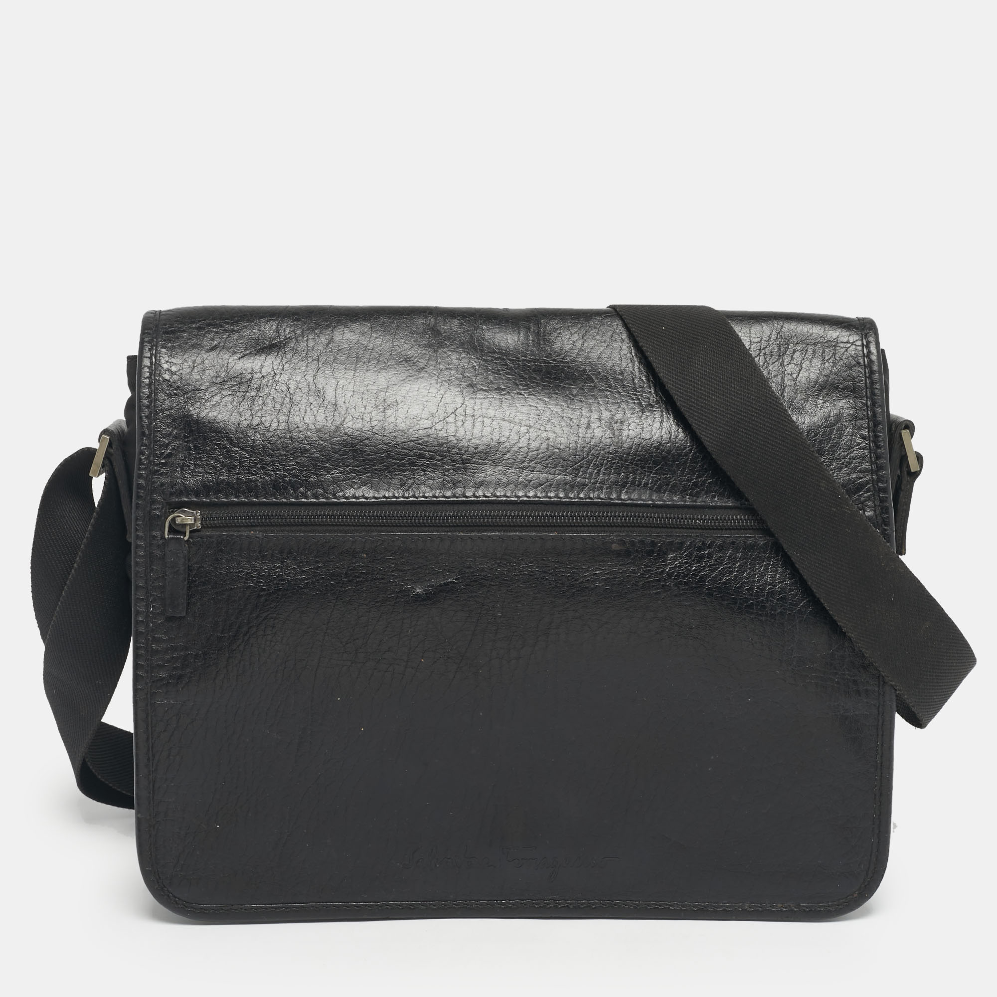 Pre-owned Ferragamo Black Leather And Nylon Flap Messenger Bag