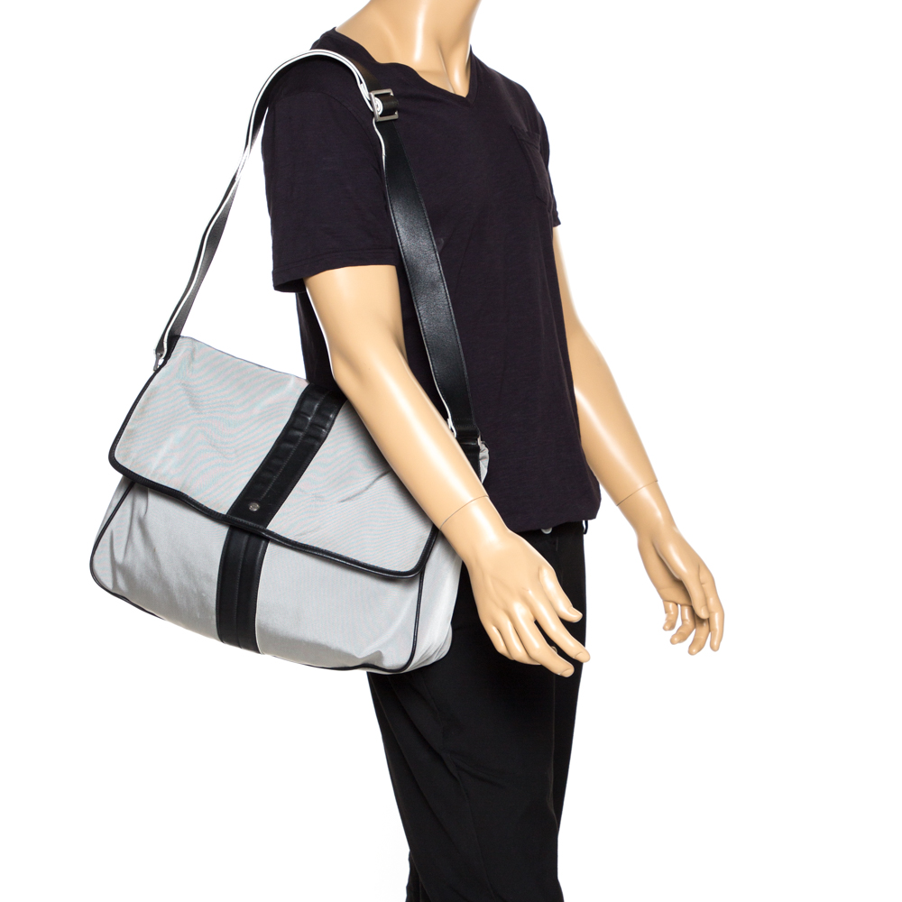 

Salvatore Ferragamo Grey/Black Canvas and Leather Flap Messenger Bag