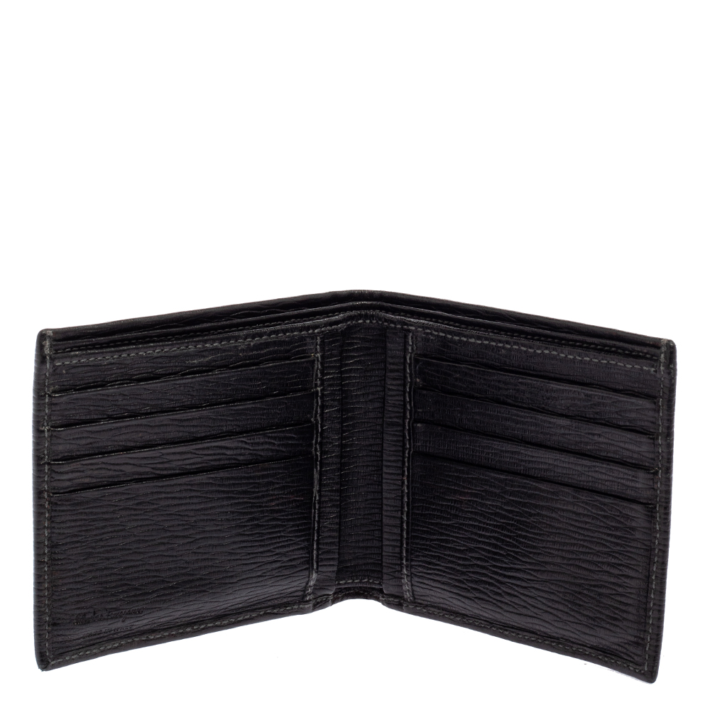 

Salvatore Ferragamo Black Textured Leather Bifold Wallet