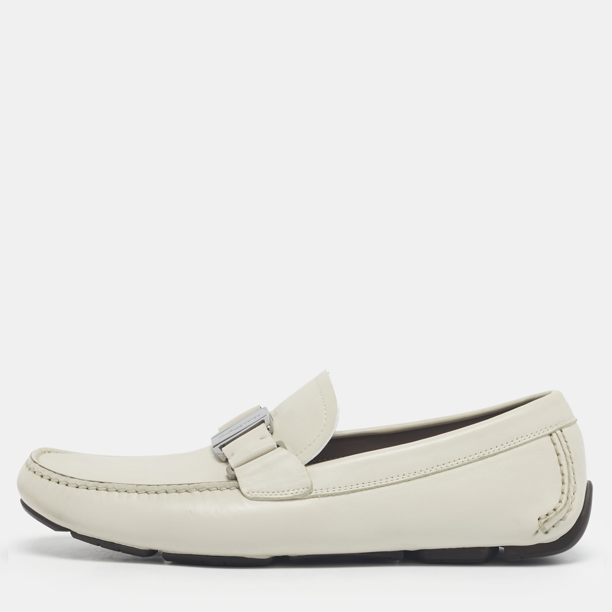 Pre-owned Ferragamo Cream Leather Gancini Loafers Size 42 In White