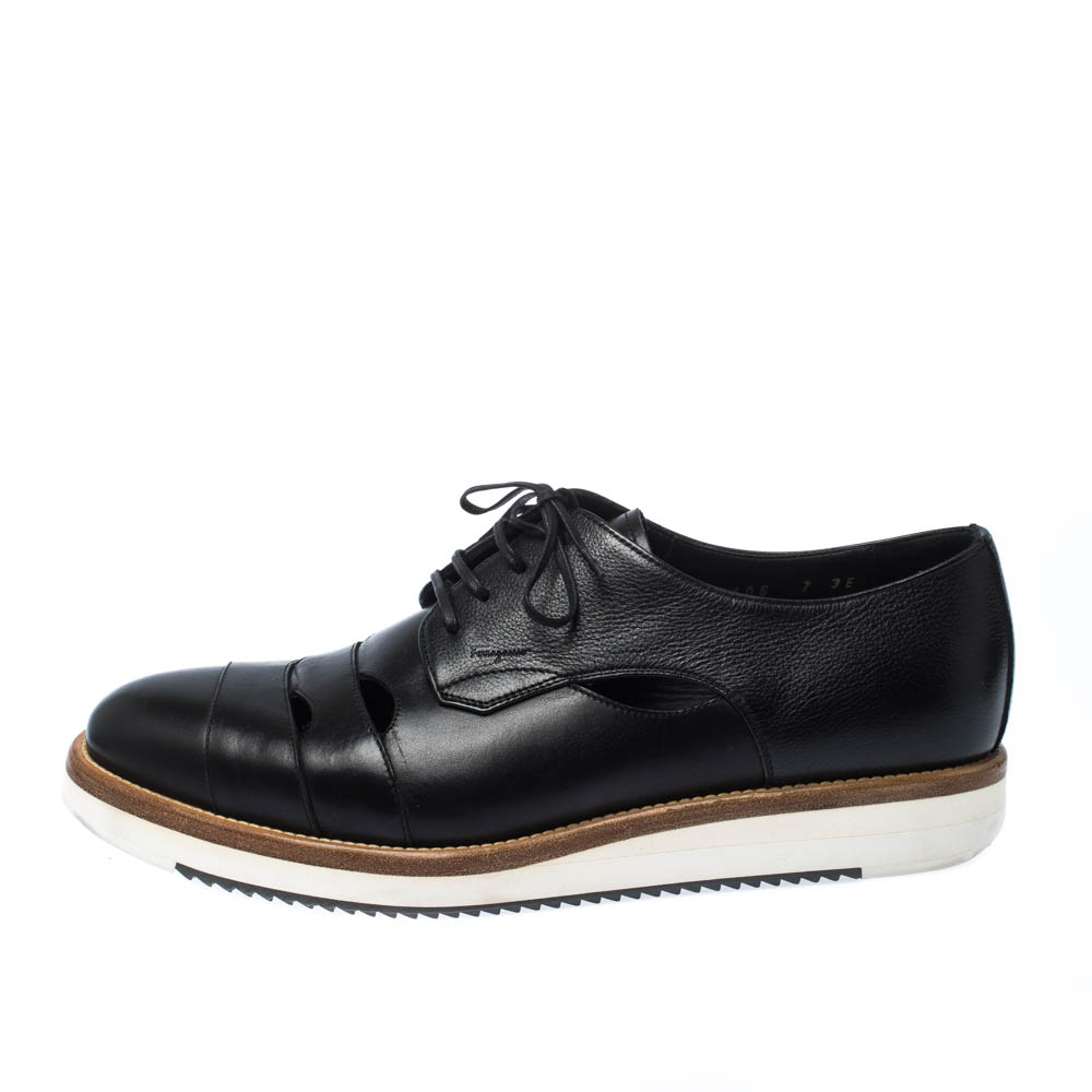 

Salvatore Ferragamo Black Cut Out Leather Famoso Lace Up Oxfords Size