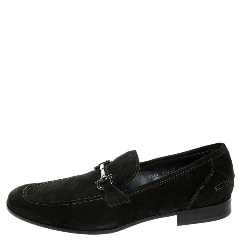 

Salvatore Ferragamo Green Suede Gancio Bit Loafers Size