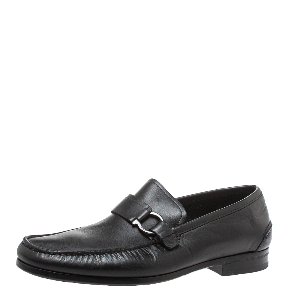 

Salvatore Ferragamo Black Leather 'Ponza' One Side Gancio Loafers Size