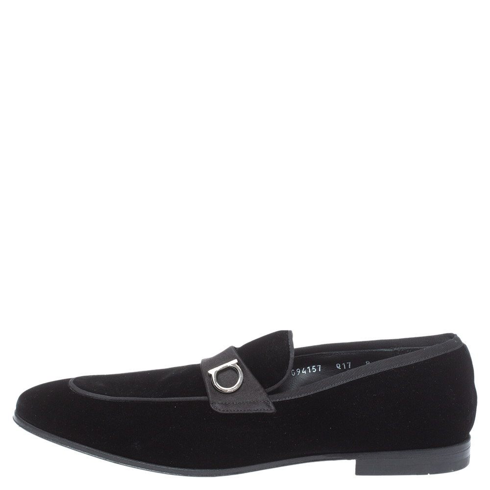 

Salvatore Ferragamo Black Velvet Andrea Loafers Size