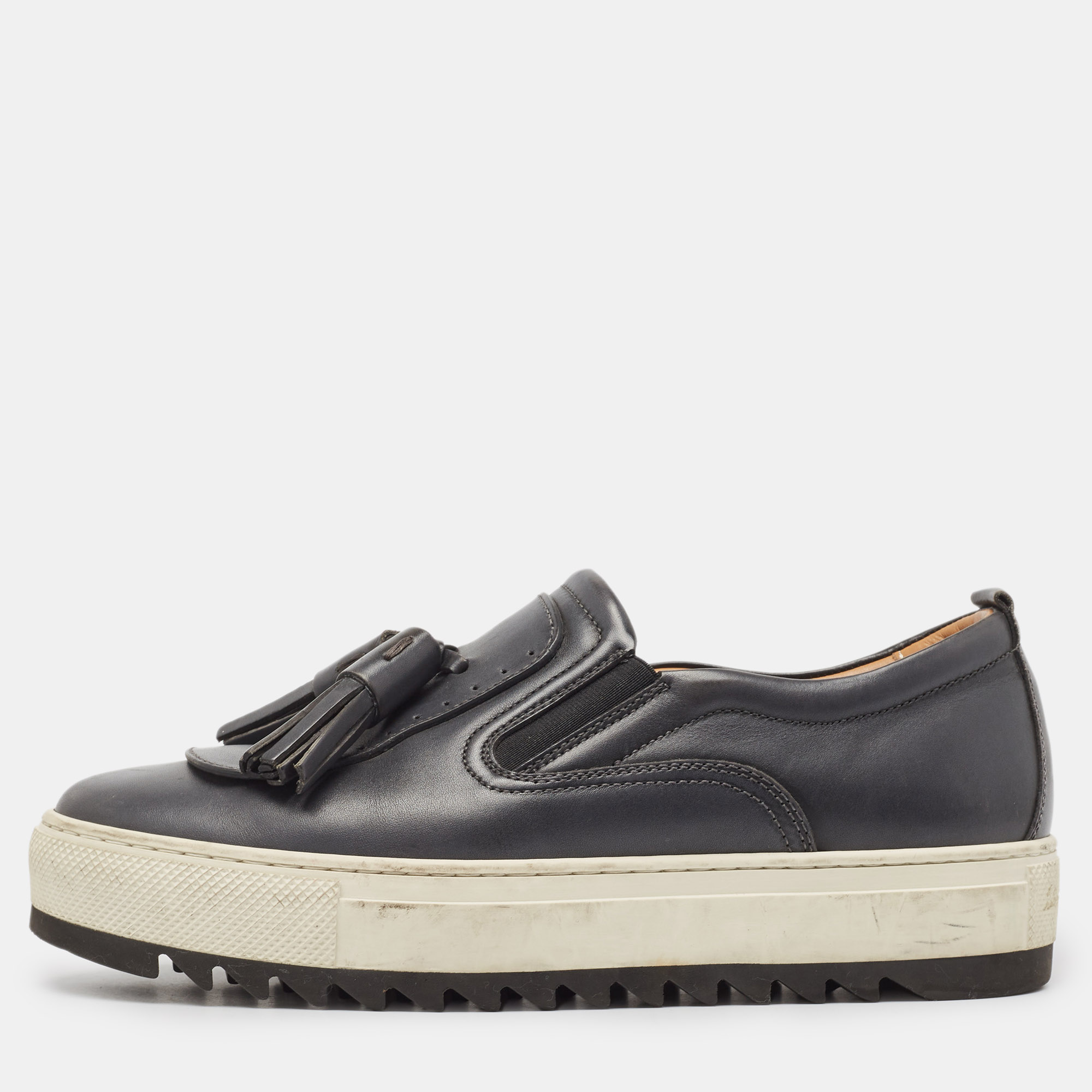 

Salvatore Ferragamo Black Leather Low Top Sneakers Size 39