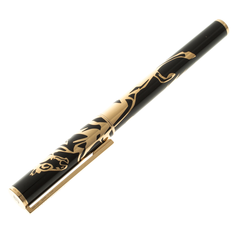 Pre Owned S.T. Dupont Neoclassic Horse Premium Chinese Lacquered Gold Finish Limited Edition Fountain Pen