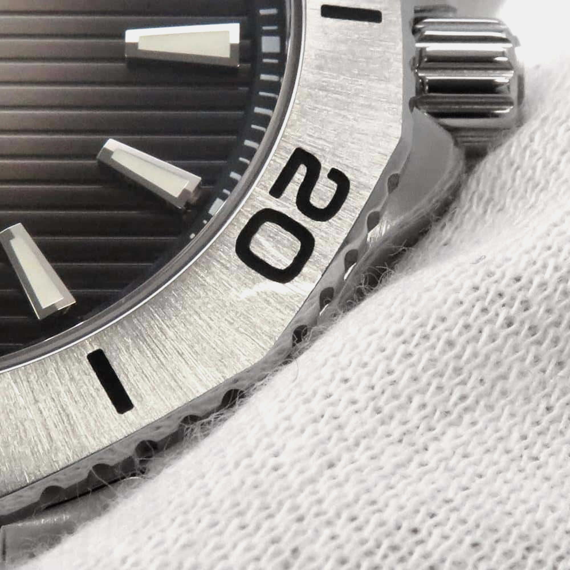 Tag Heuer Black Stainless Steel Aquaracer Automatic Men`s Wristwatch 40 mm 