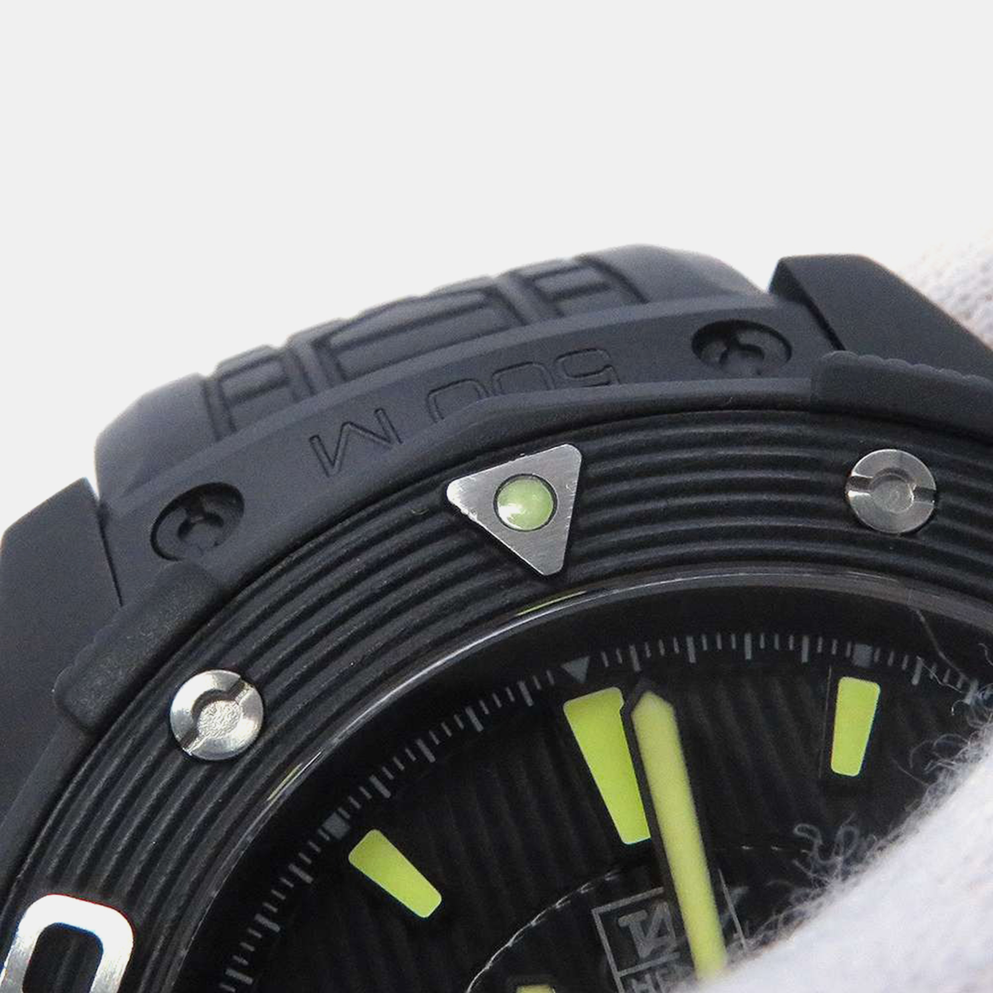 Tag Heuer Black Titanium Aquaracer Automatic Men`s Wristwatch 43 mm 