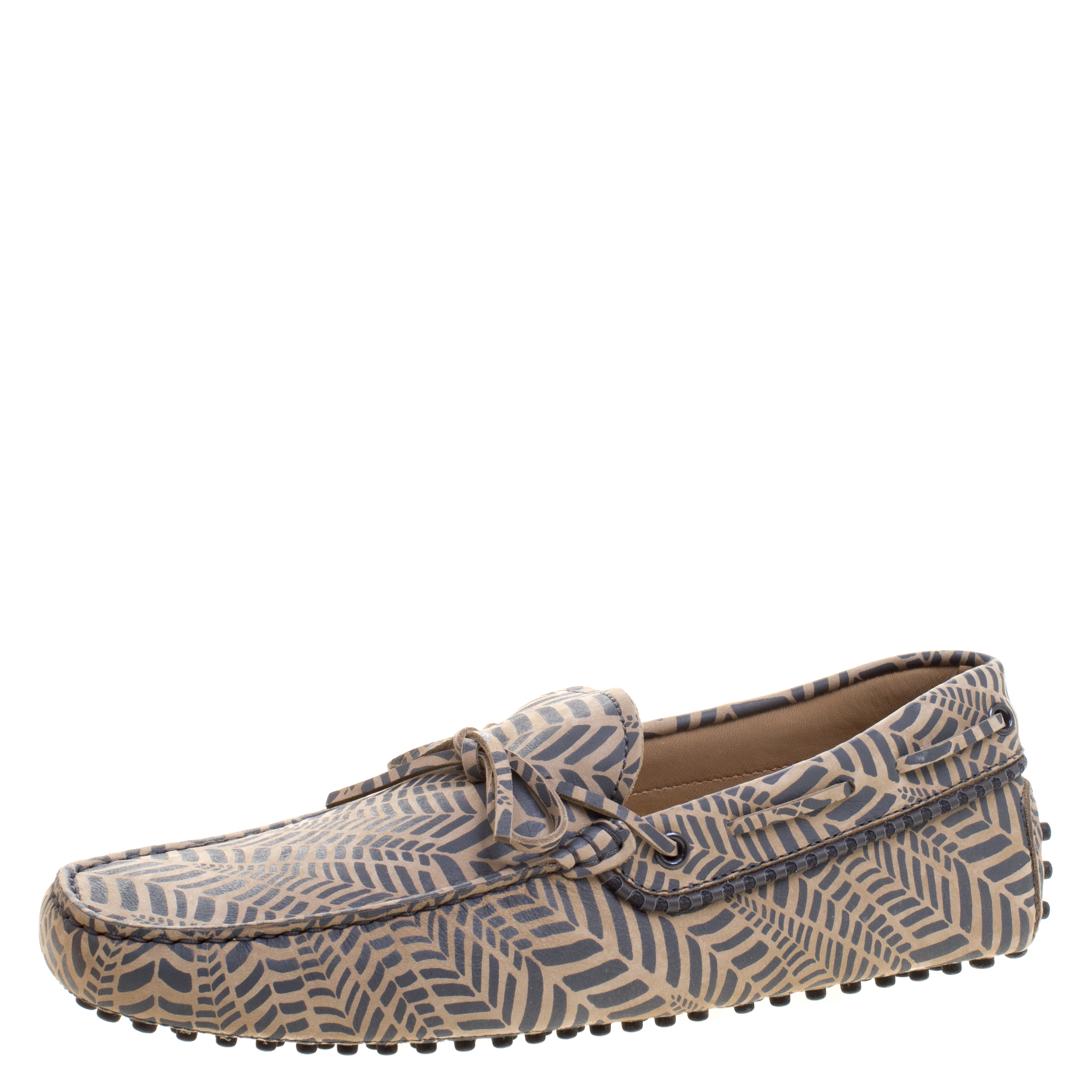 مملوكة مسبقًا Tod's Beige and Grey Printed Leather Bow Loafers Size 42