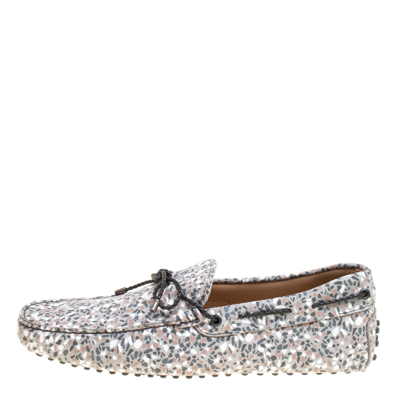 

Tod's Grey Printed Leather Bow Loafers Size