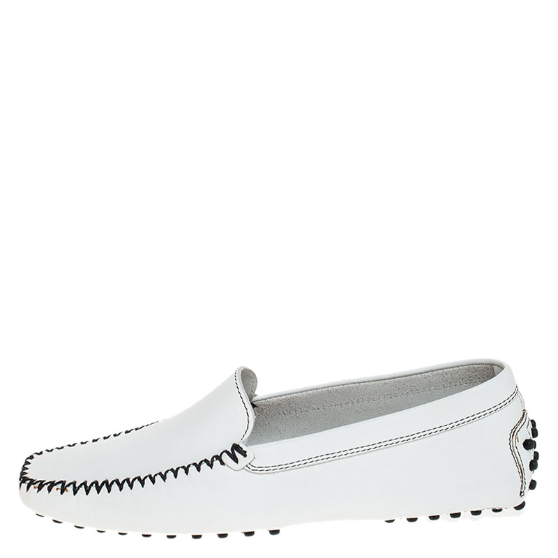 

Tod's White Leather Slip On Loafers Size