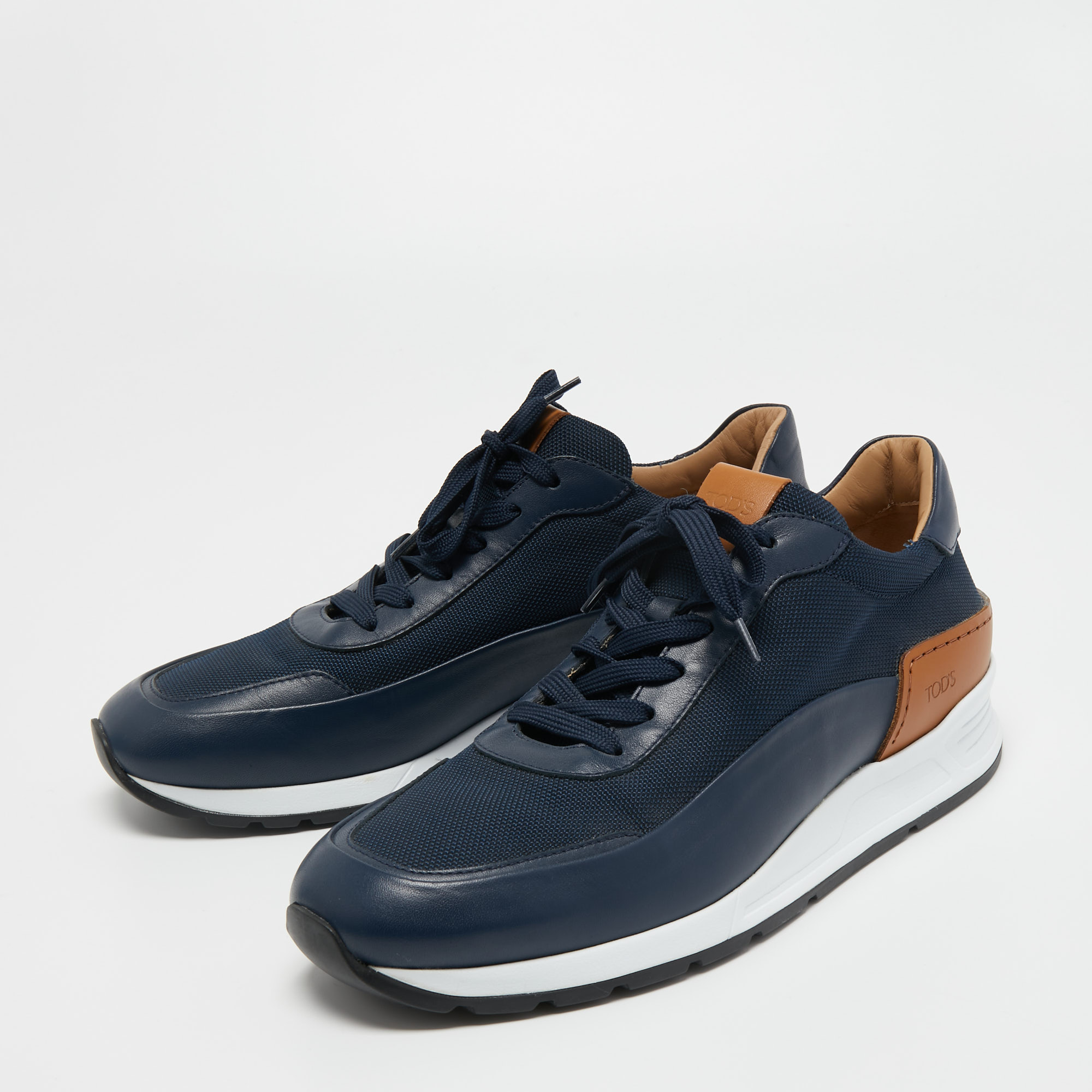 

Tod's Navy Blue/Tan Leather and Mesh Low Top Sneakers Size