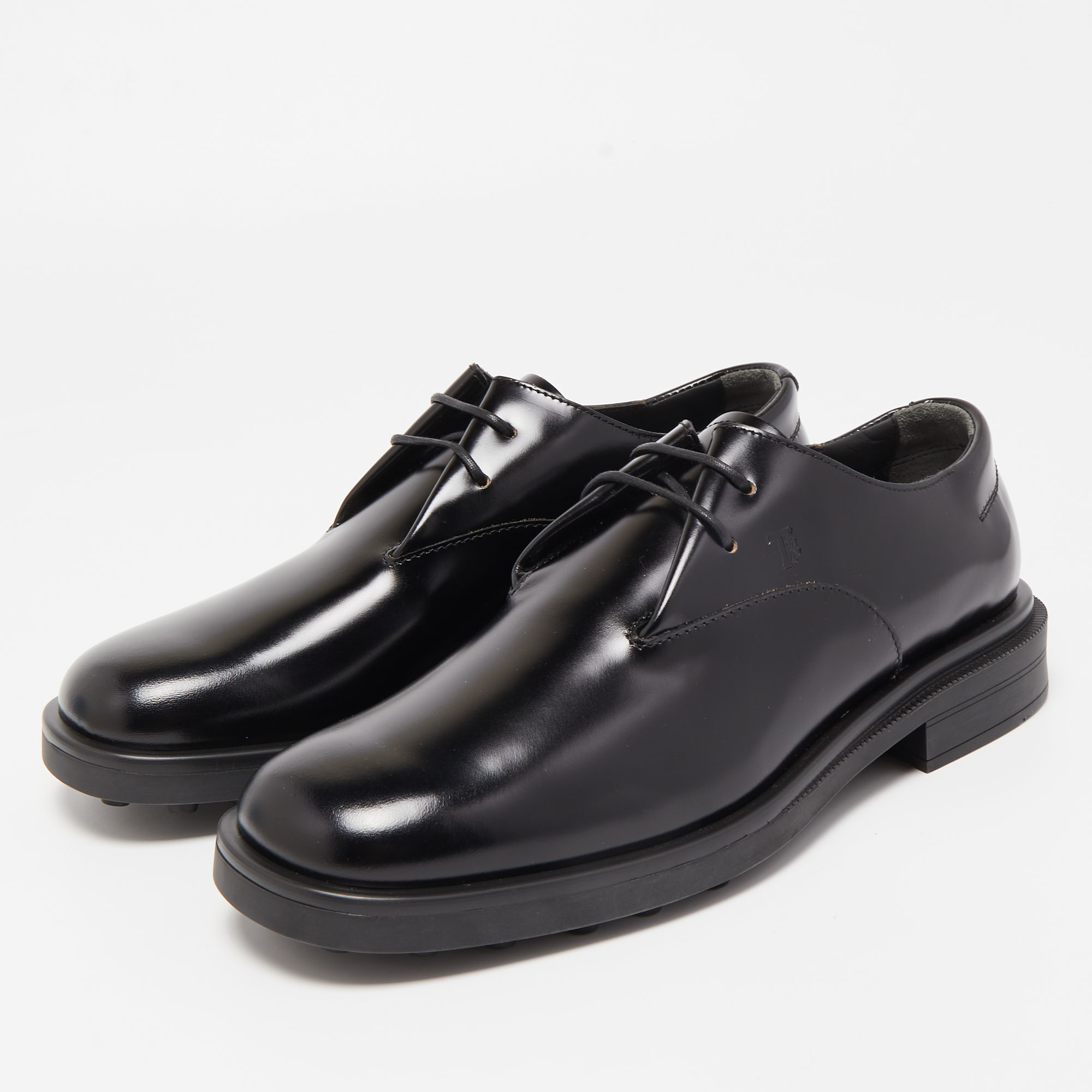 

Tod's Black Leather Glazed Lace Up Derby Size