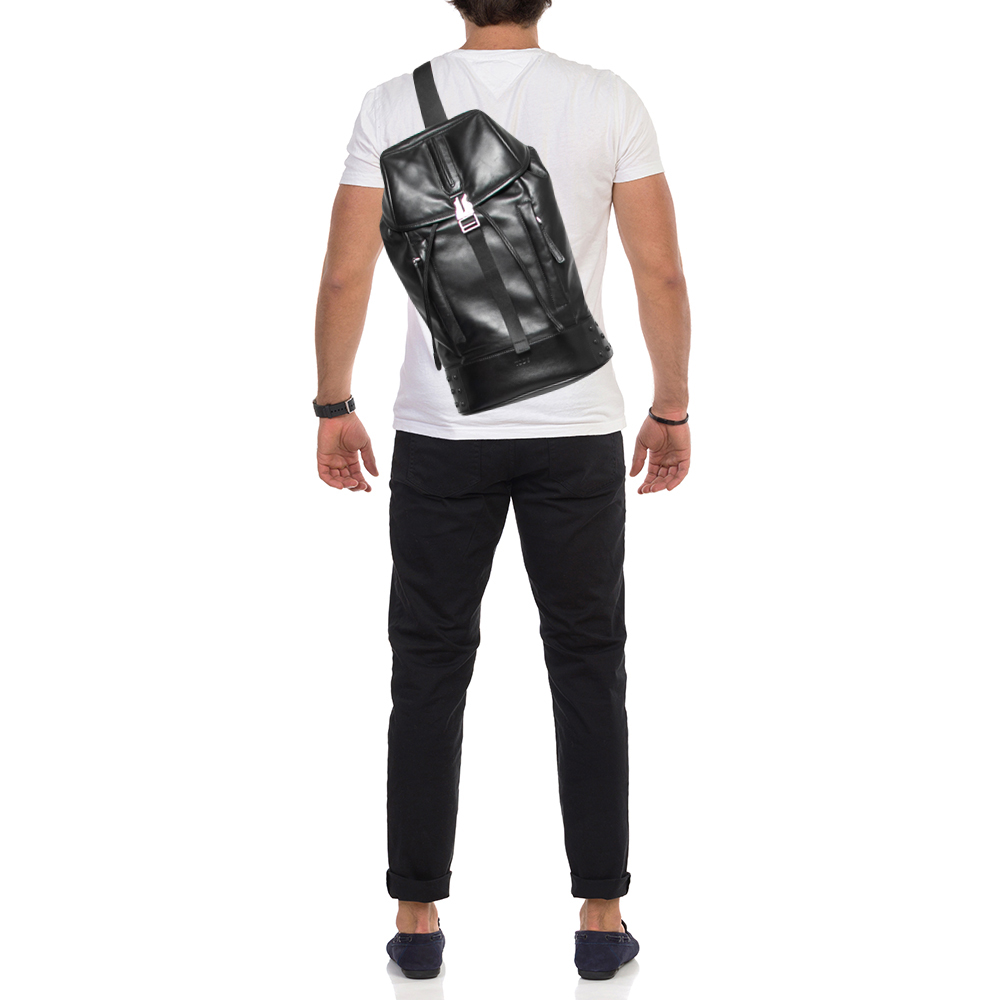 

Tod's Black Leather Backpack