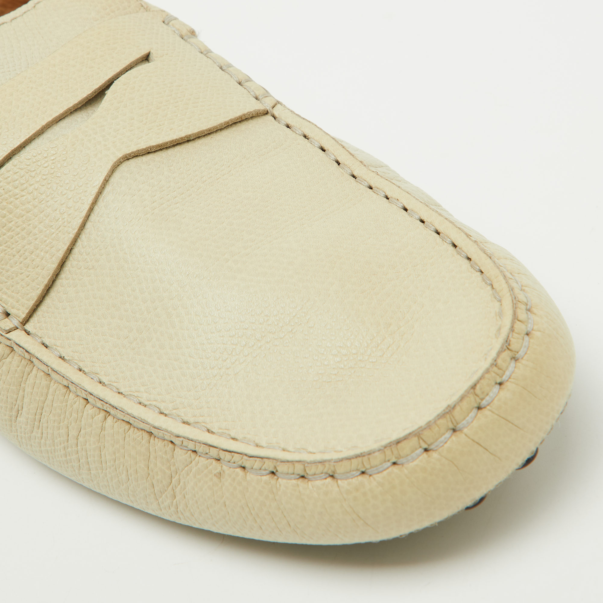 Tod`s Off White Leather Slip On Loafers Size 44 