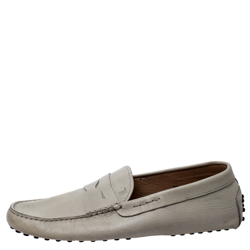 

Tod's Off-White Textured Leather Gommini Moccasin Driving Loafers Size