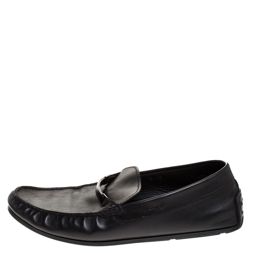 

Tod's Black Leather Gommino Loafers Size